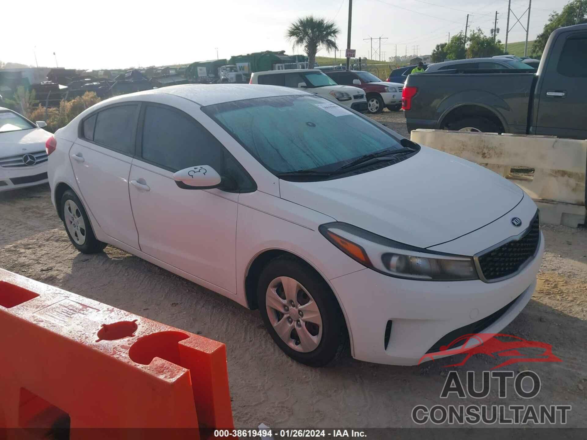 KIA FORTE 2017 - 3KPFK4A73HE037358