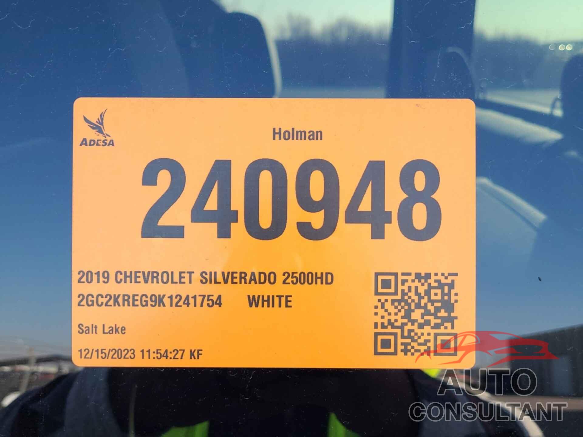 CHEVROLET SILVERADO 2019 - 2GC2KREG9K1241754
