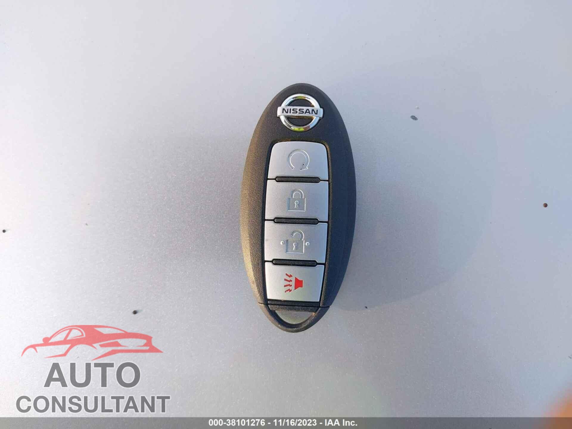 NISSAN PATHFINDER 2017 - 5N1DR2MM2HC601643