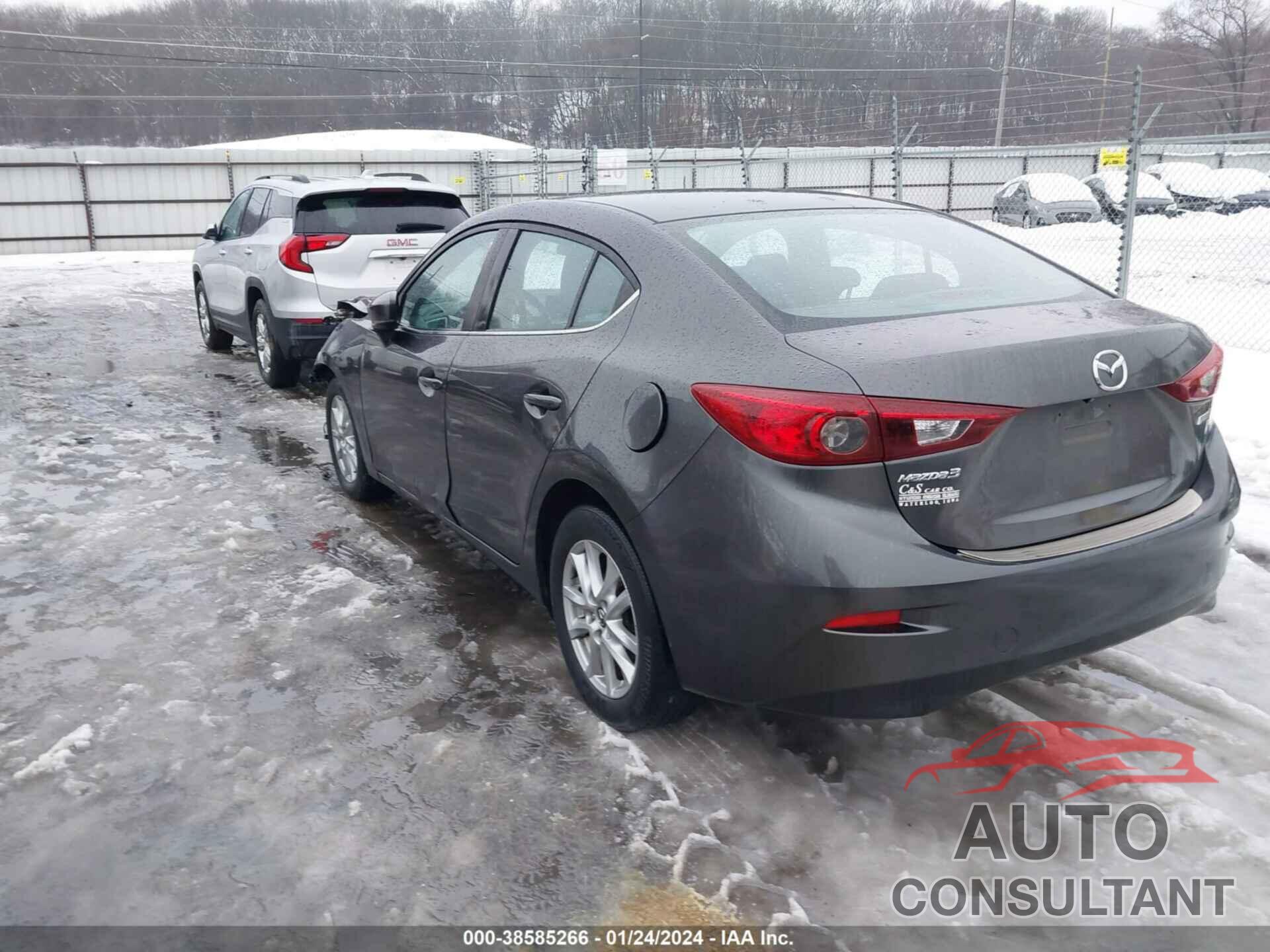 MAZDA MAZDA3 2017 - JM1BN1U74H1143515