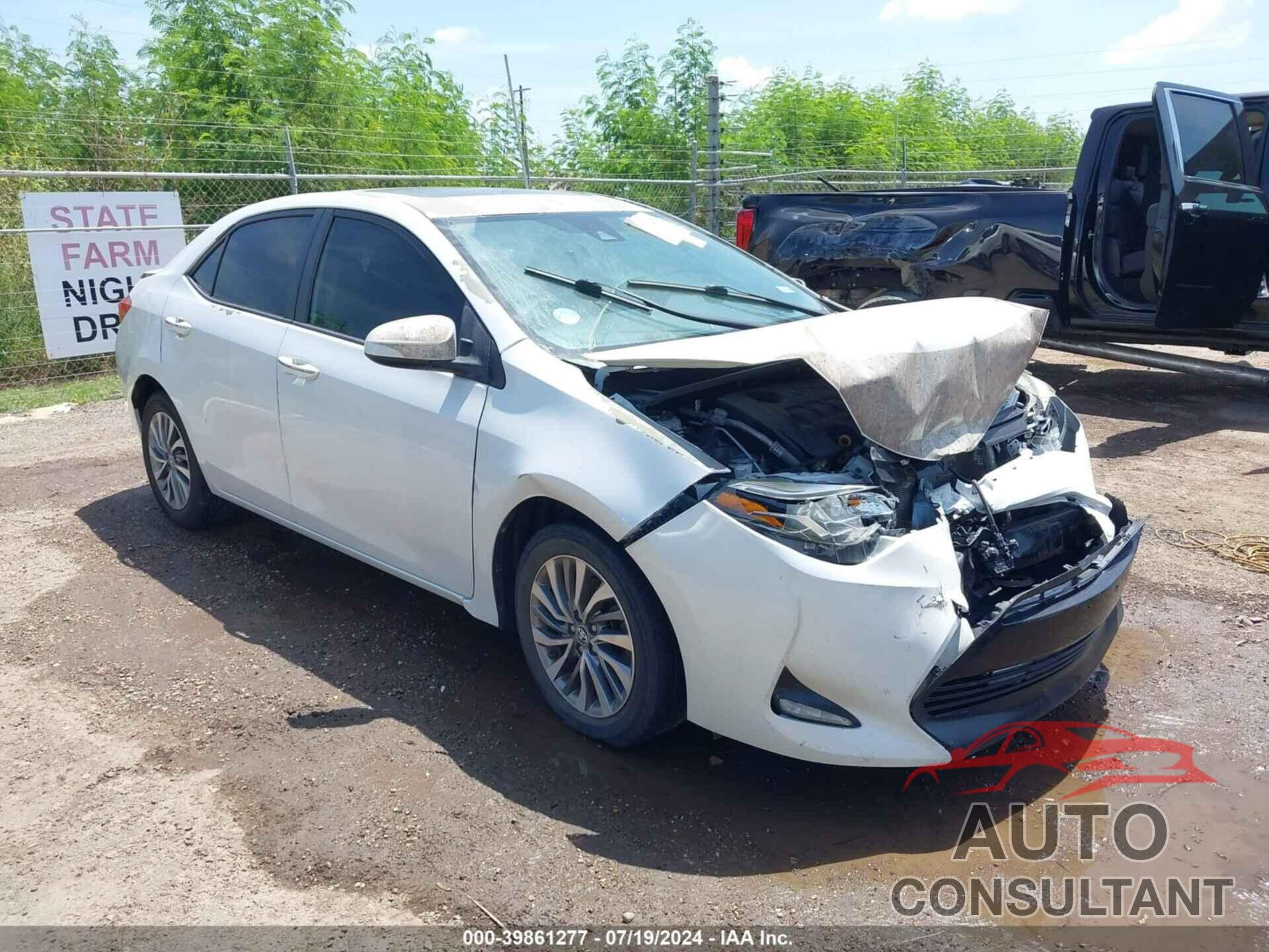 TOYOTA COROLLA 2017 - 5YFBURHE2HP640326