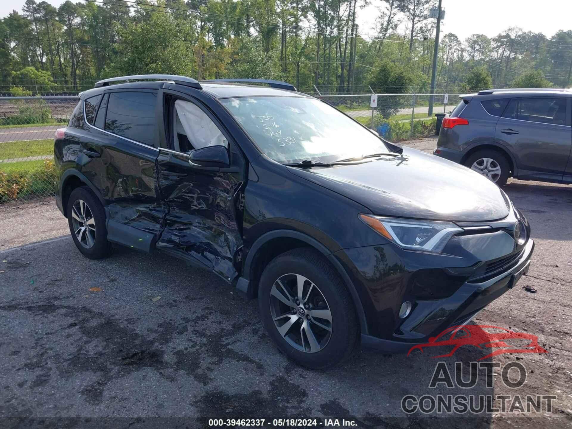 TOYOTA RAV4 2018 - 2T3RFREV2JW705331