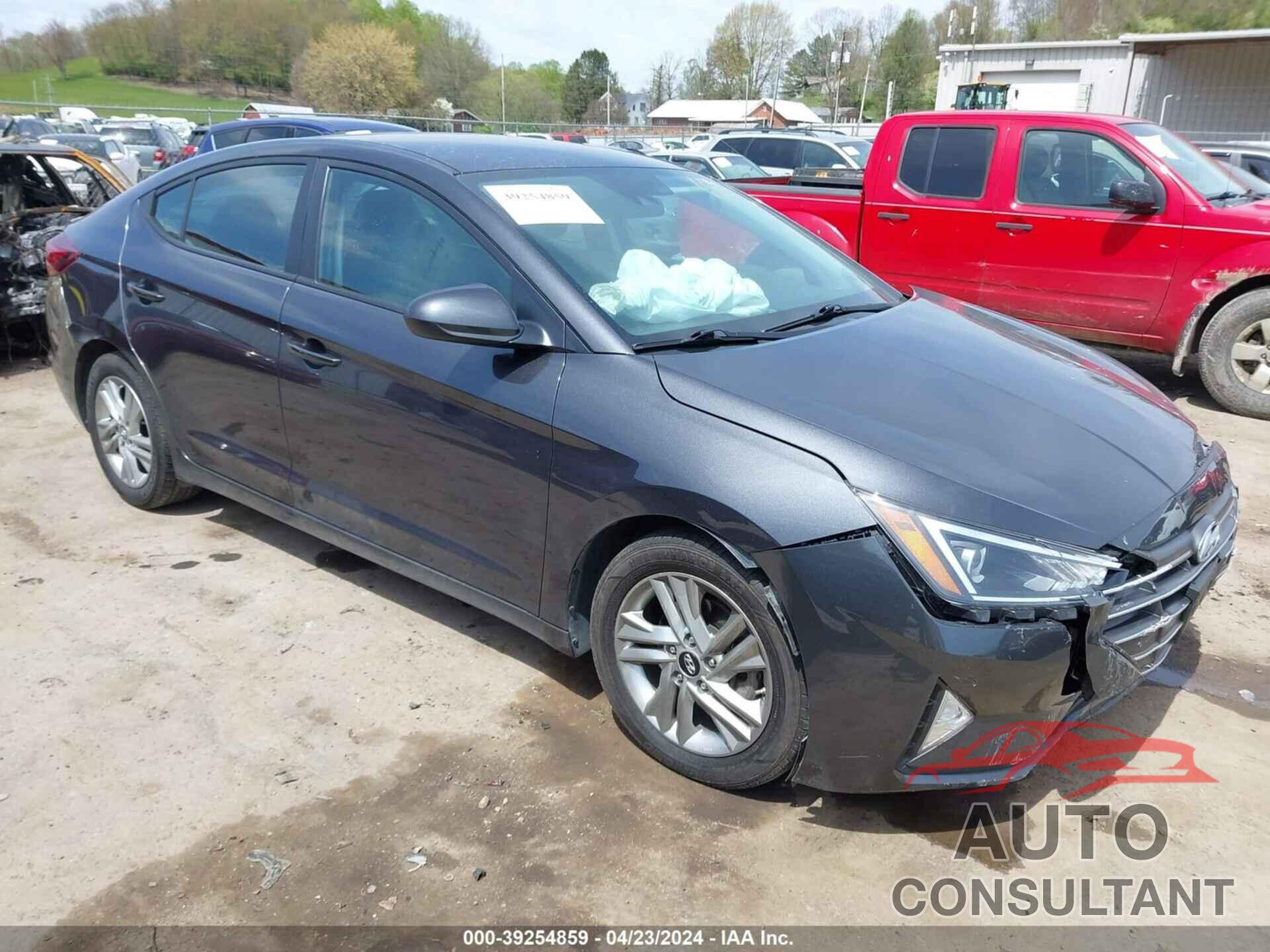 HYUNDAI ELANTRA 2020 - 5NPD84LFXLH582262