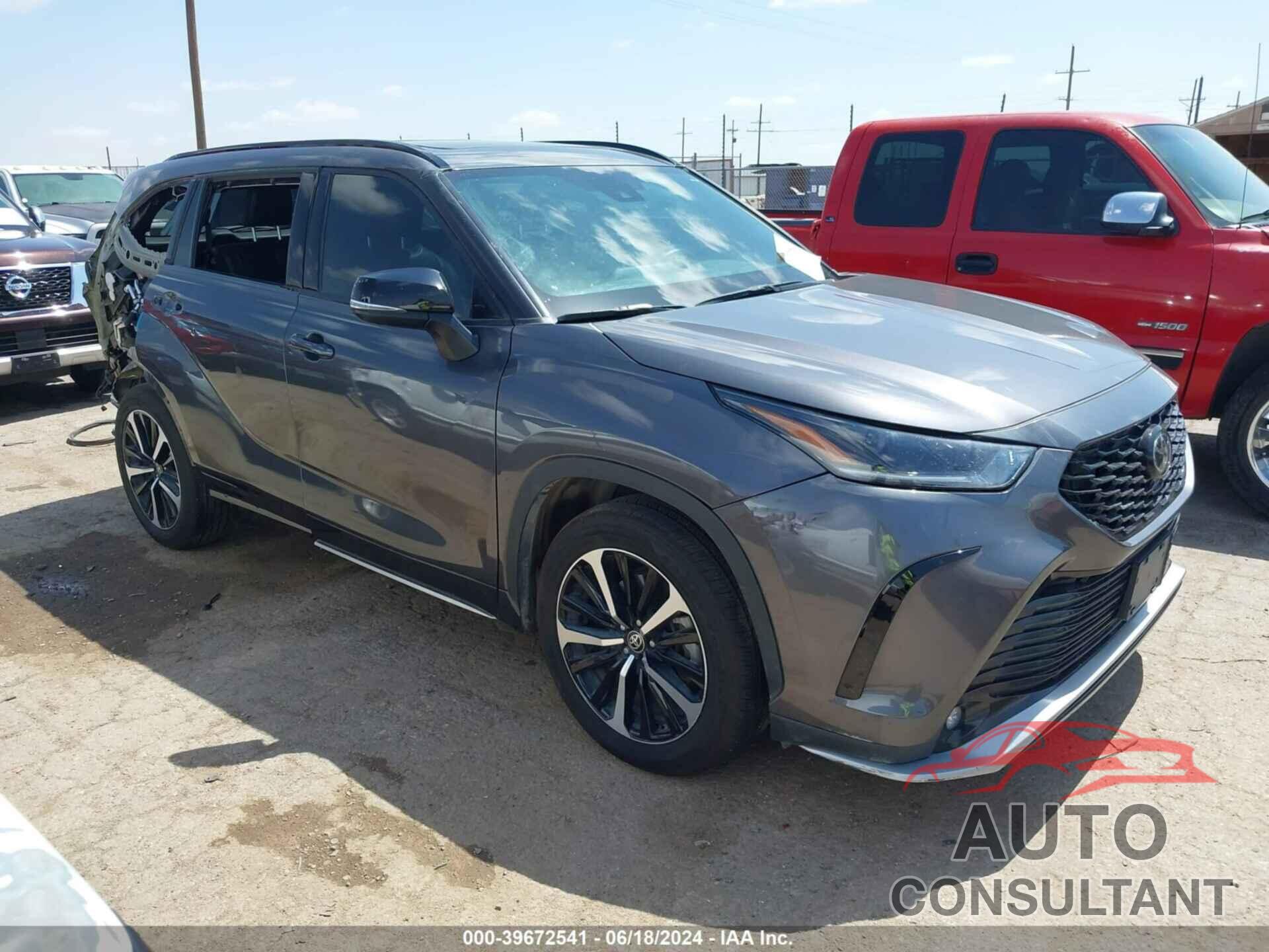 TOYOTA HIGHLANDER 2022 - 5TDLZRAHXNS106472