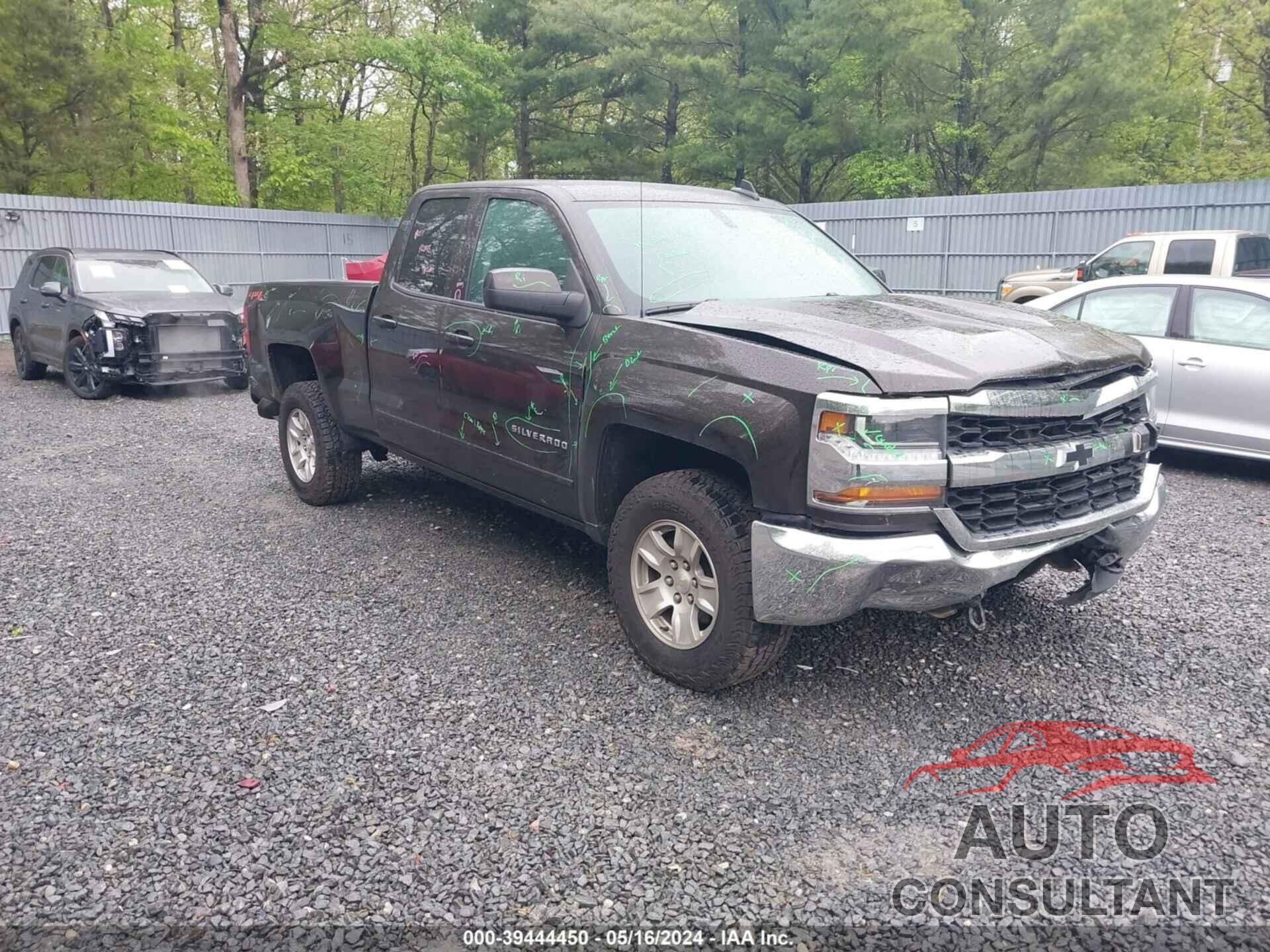 CHEVROLET SILVERADO 1500 2018 - 1GCVKRECXJZ297668