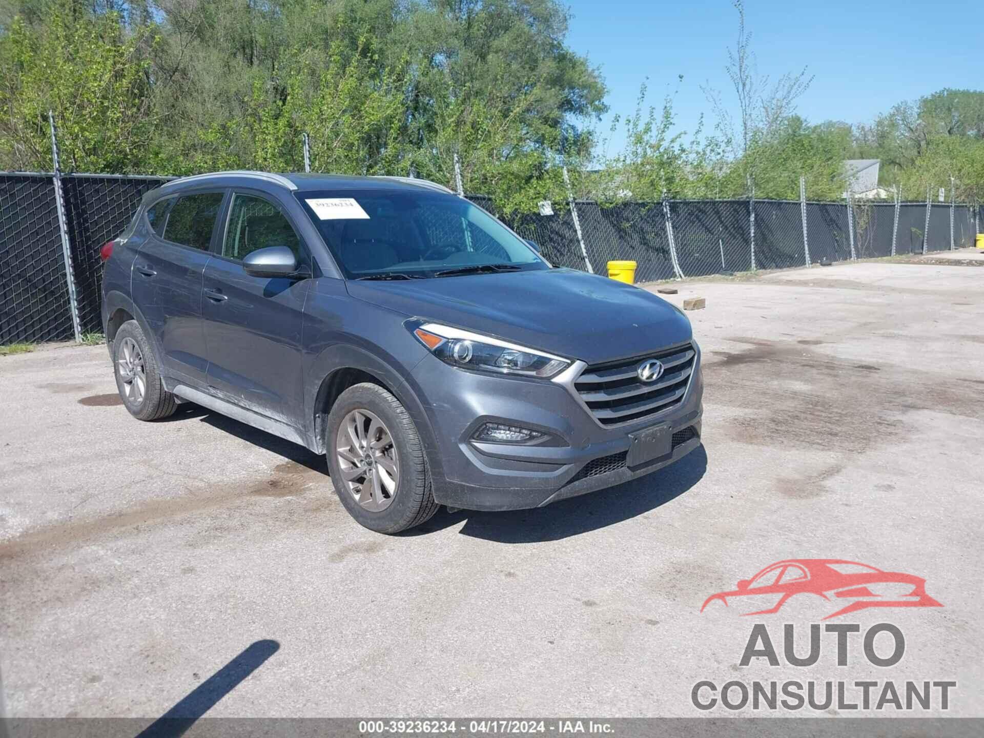 HYUNDAI TUCSON 2018 - KM8J33A48JU640722