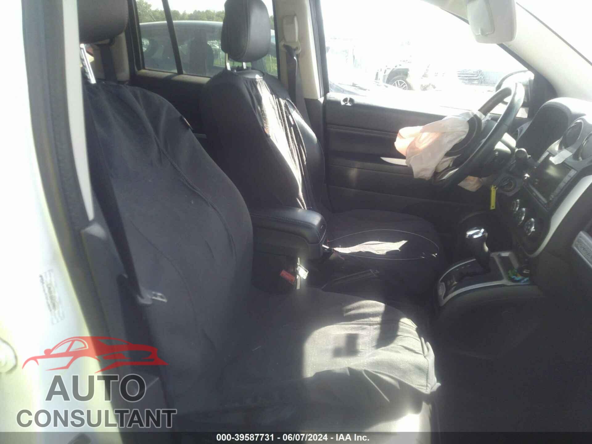 JEEP COMPASS 2017 - 1C4NJDEB8HD208071