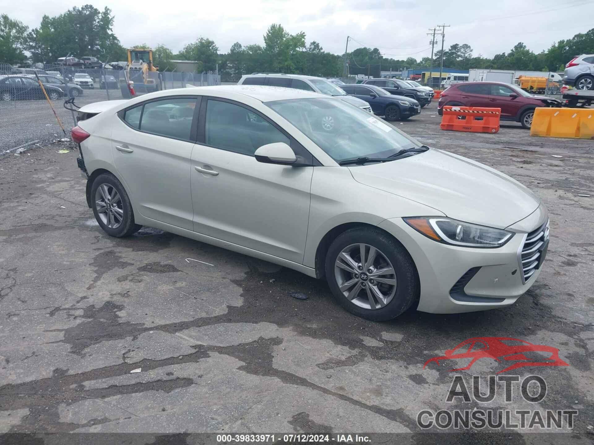 HYUNDAI ELANTRA 2017 - KMHD84LF5HU102668