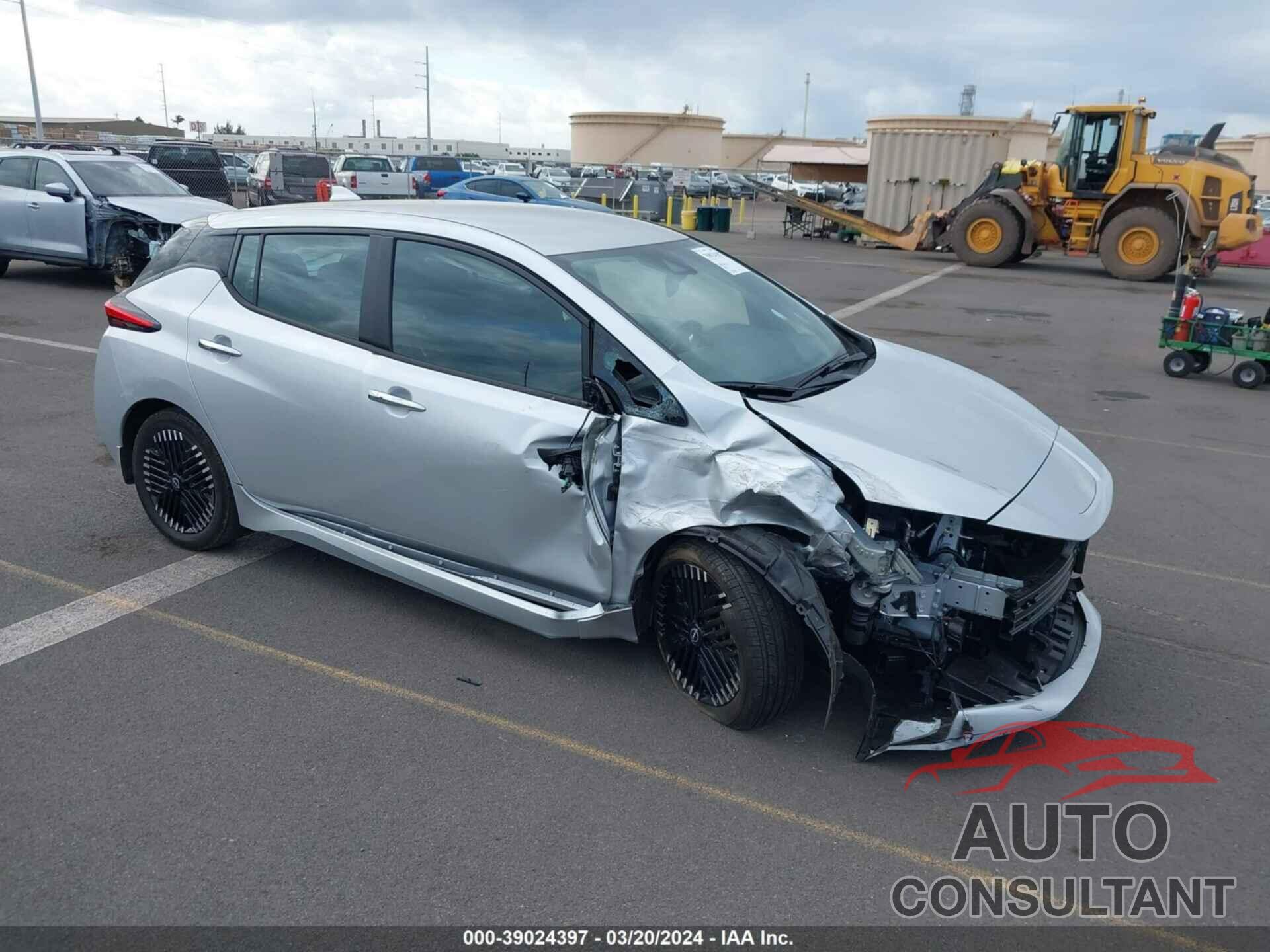 NISSAN LEAF 2023 - 1N4CZ1CV8PC562078
