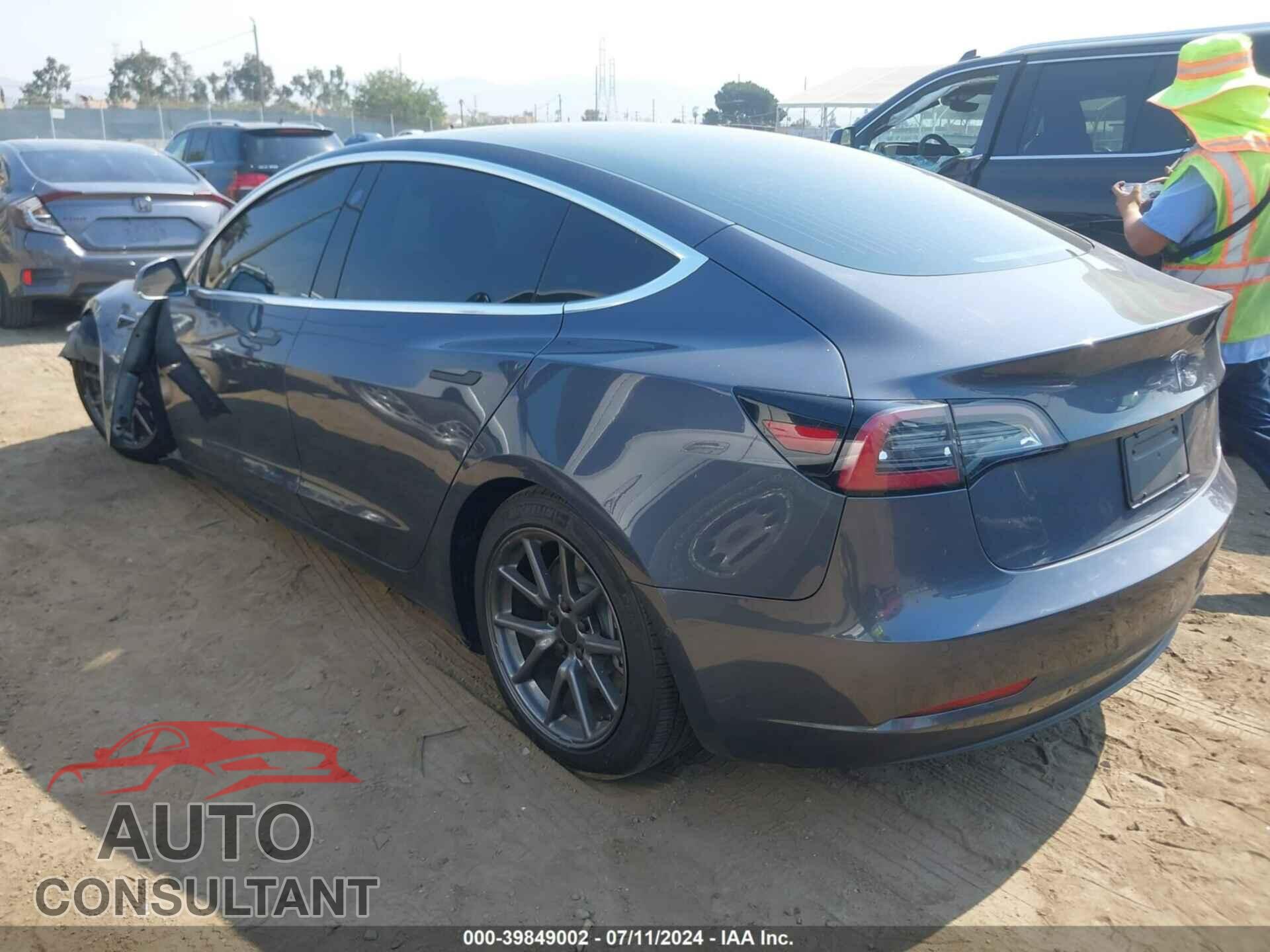 TESLA MODEL 3 2020 - 5YJ3E1EA6LF804475