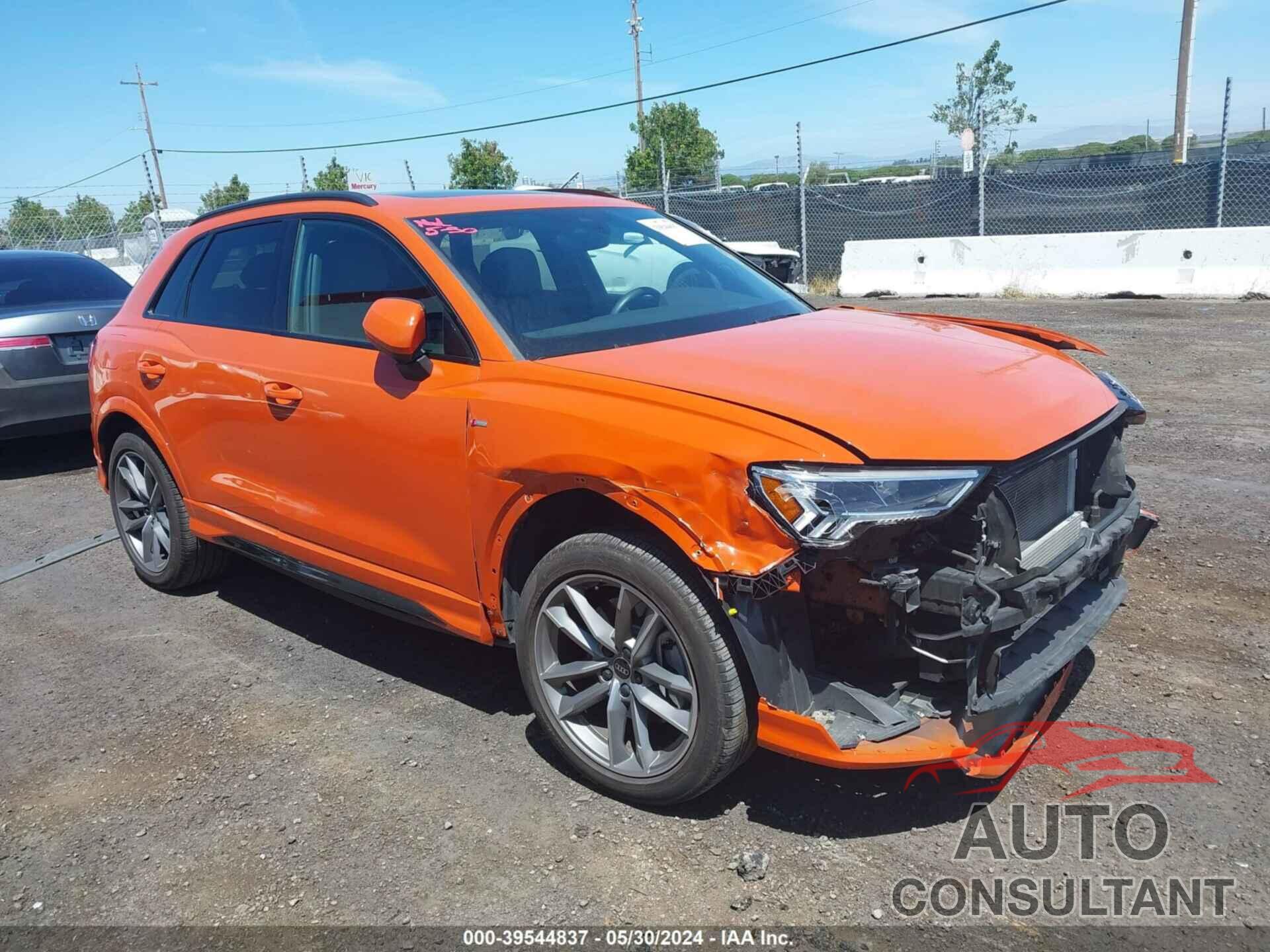 AUDI Q3 2022 - WA1EECF38N1071047