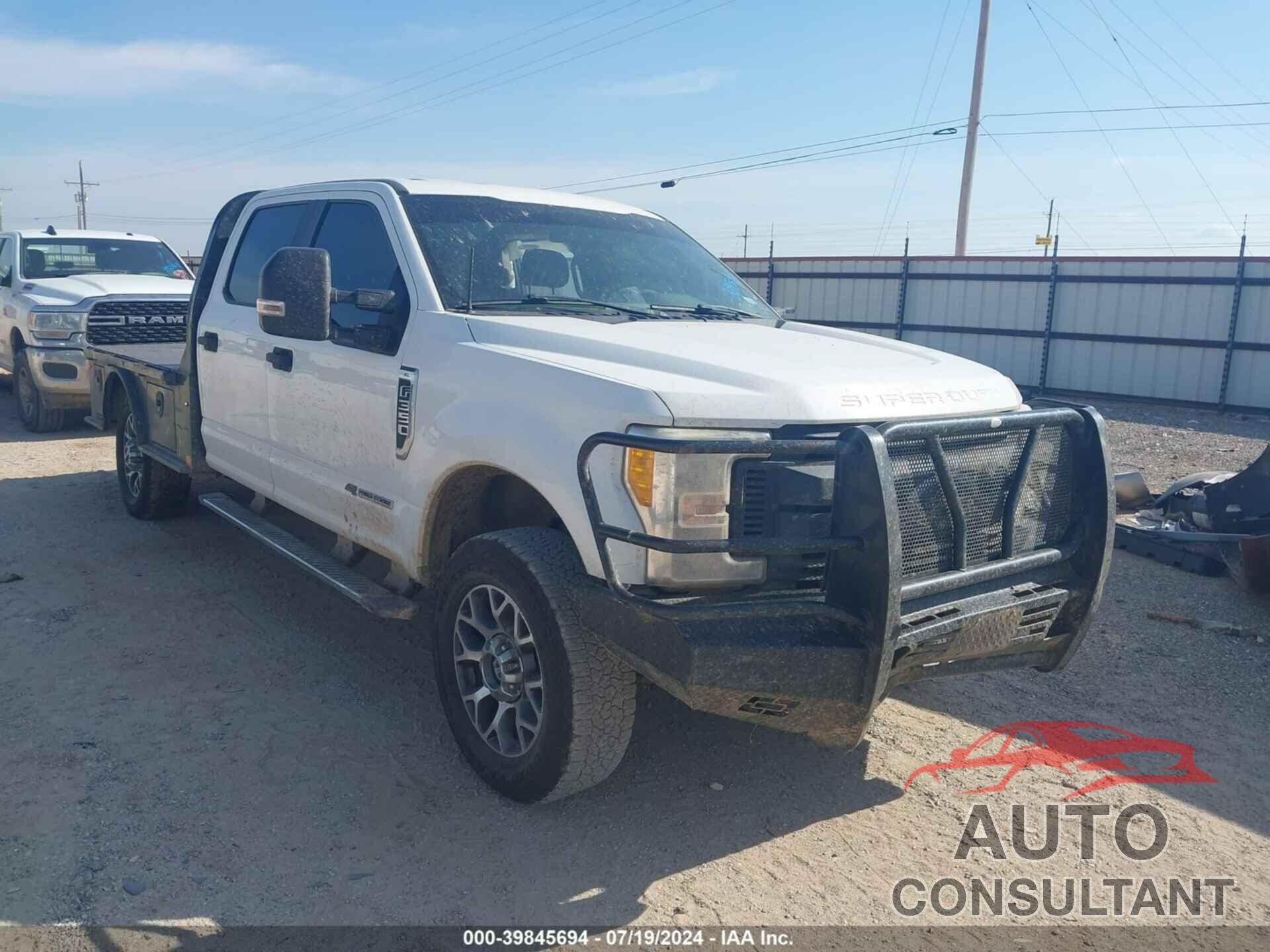 FORD F-350 2017 - 1FT8W3BT5HEF11647