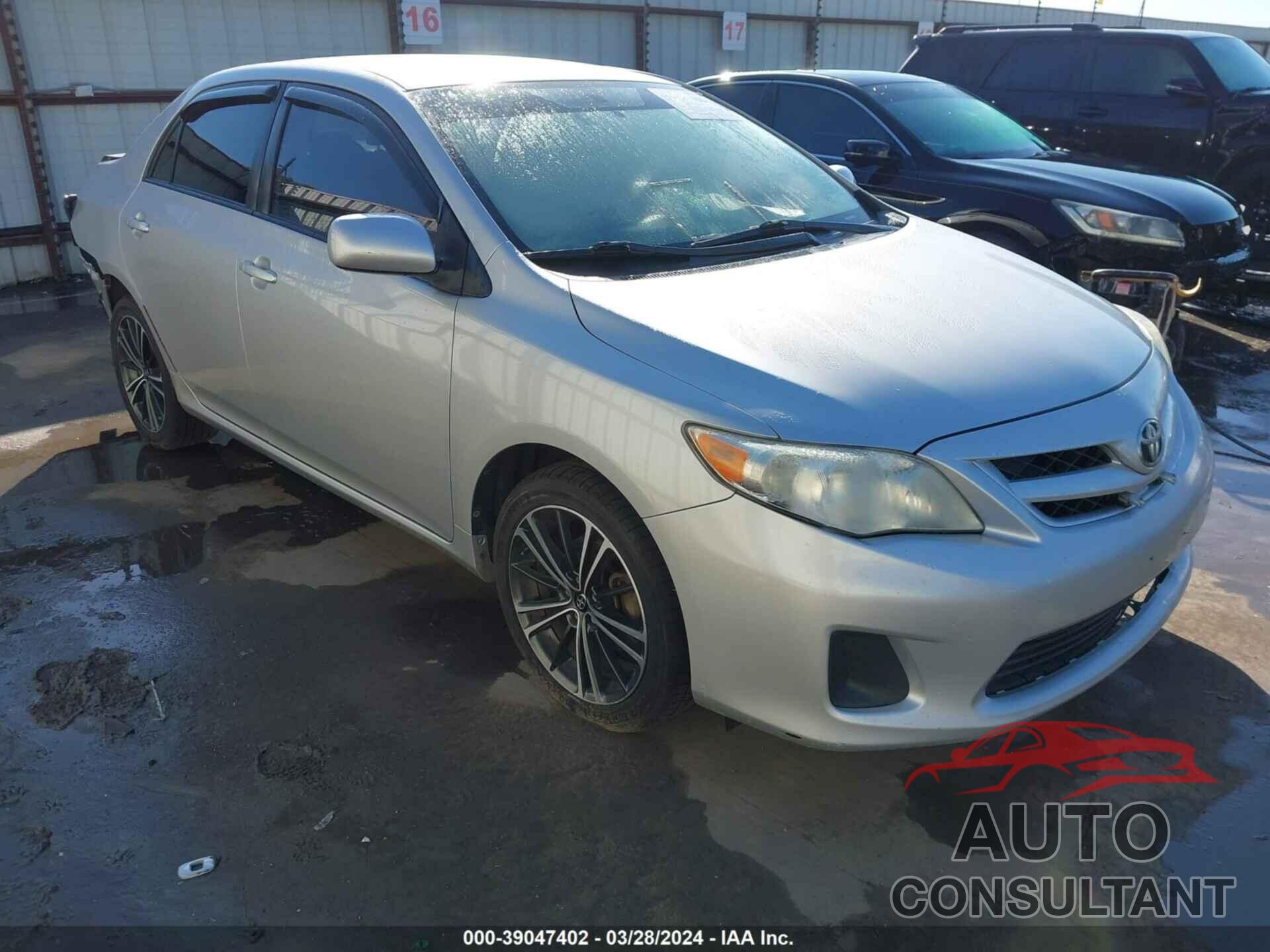 TOYOTA COROLLA 2011 - JTDBU4EE5B9155635