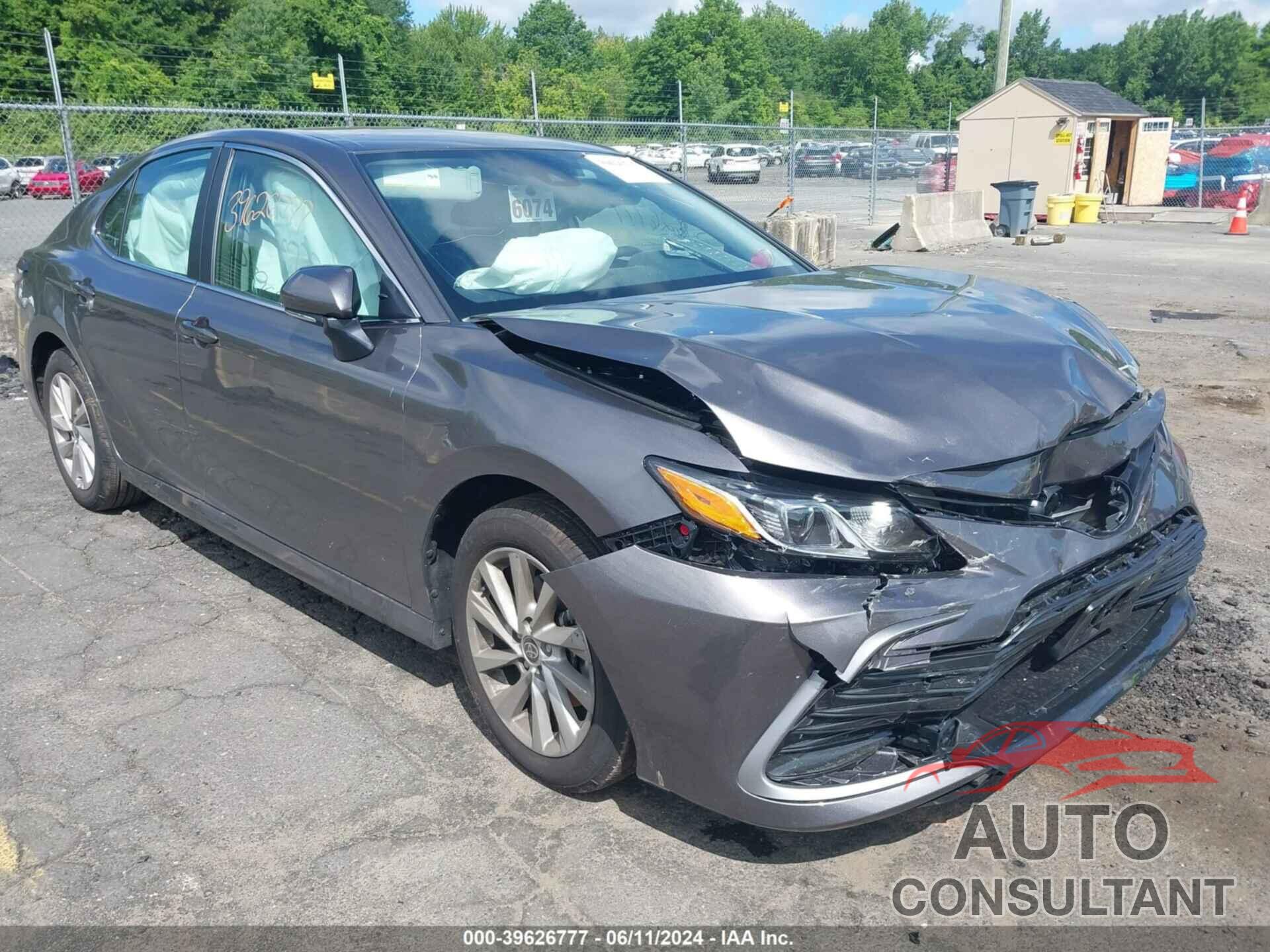 TOYOTA CAMRY 2024 - 4T1C11BK8RU127336