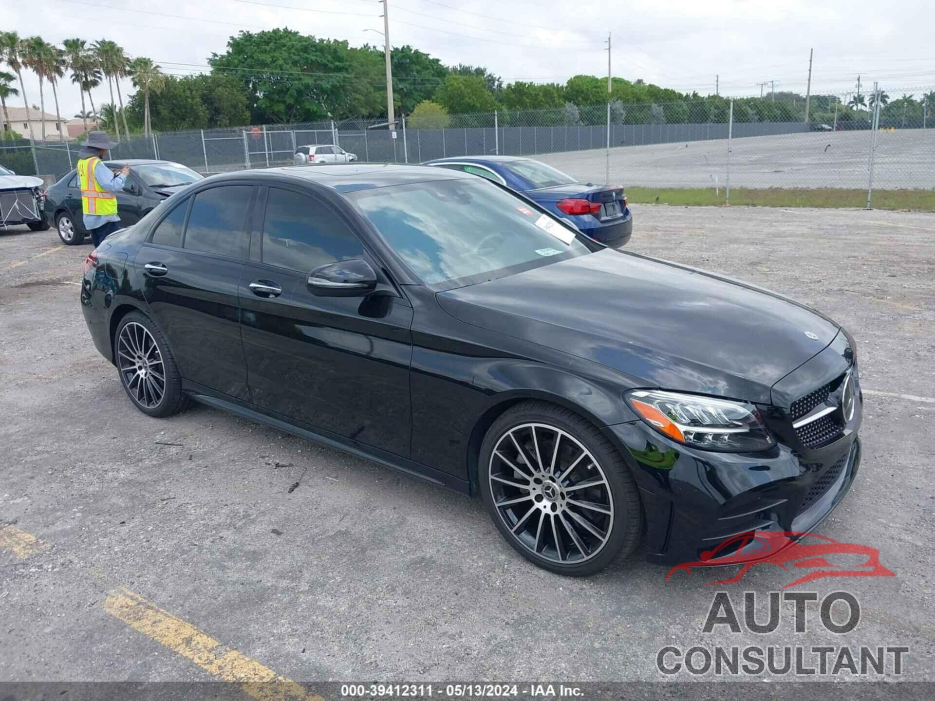 MERCEDES-BENZ C 300 2021 - W1KWF8DB4MR652338