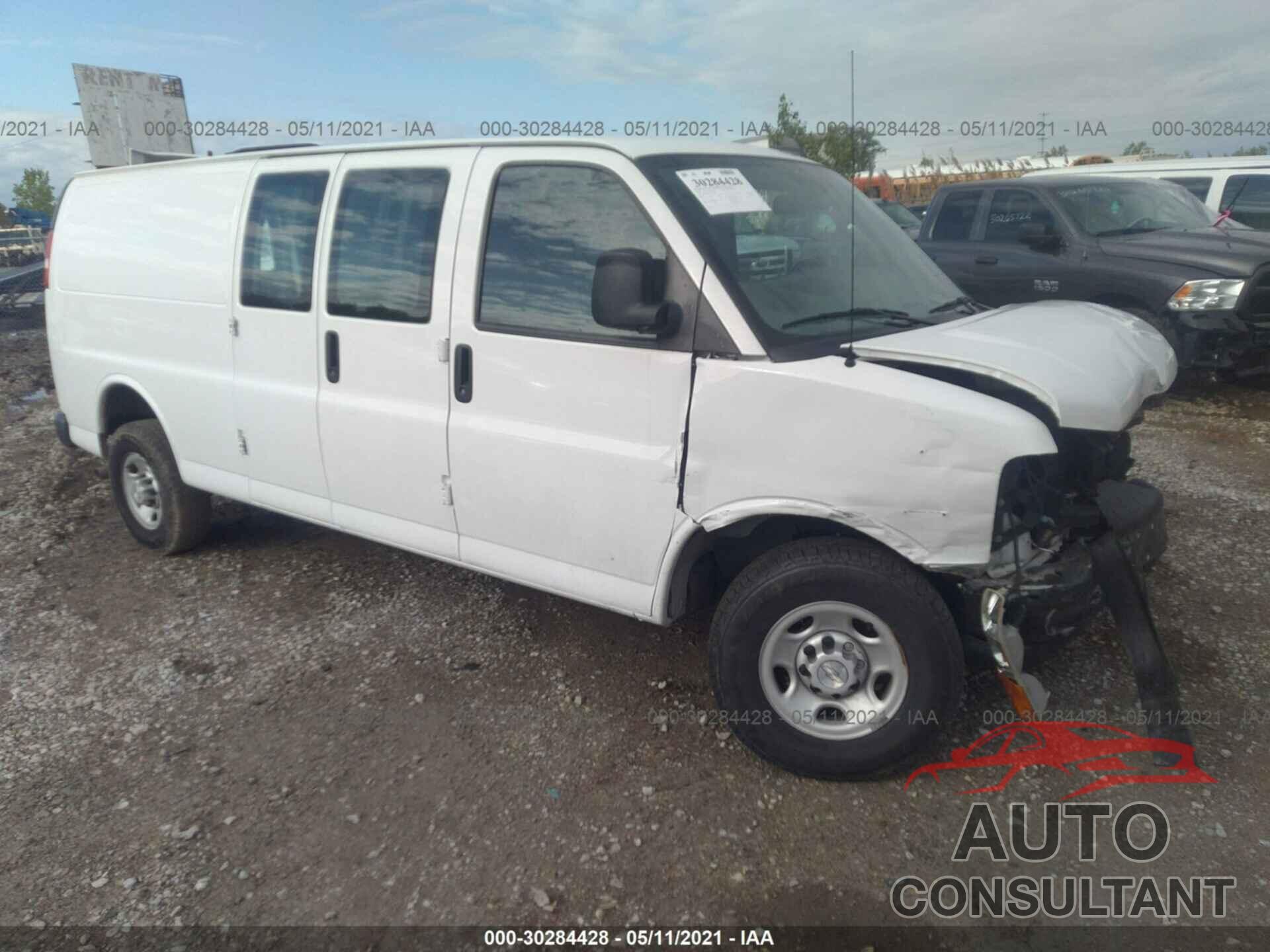 CHEVROLET EXPRESS CARGO VAN 2018 - 1GCWGBFG6J1340836