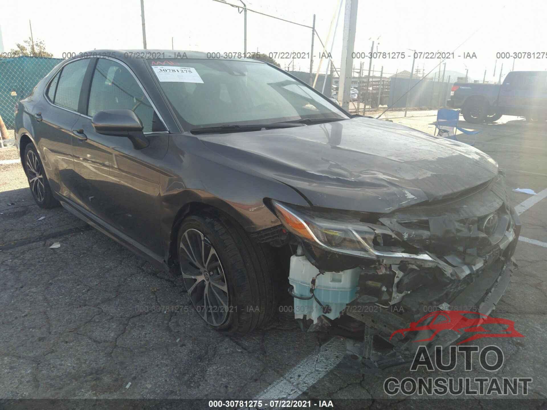 TOYOTA CAMRY 2020 - 4T1G11AK0LU502632