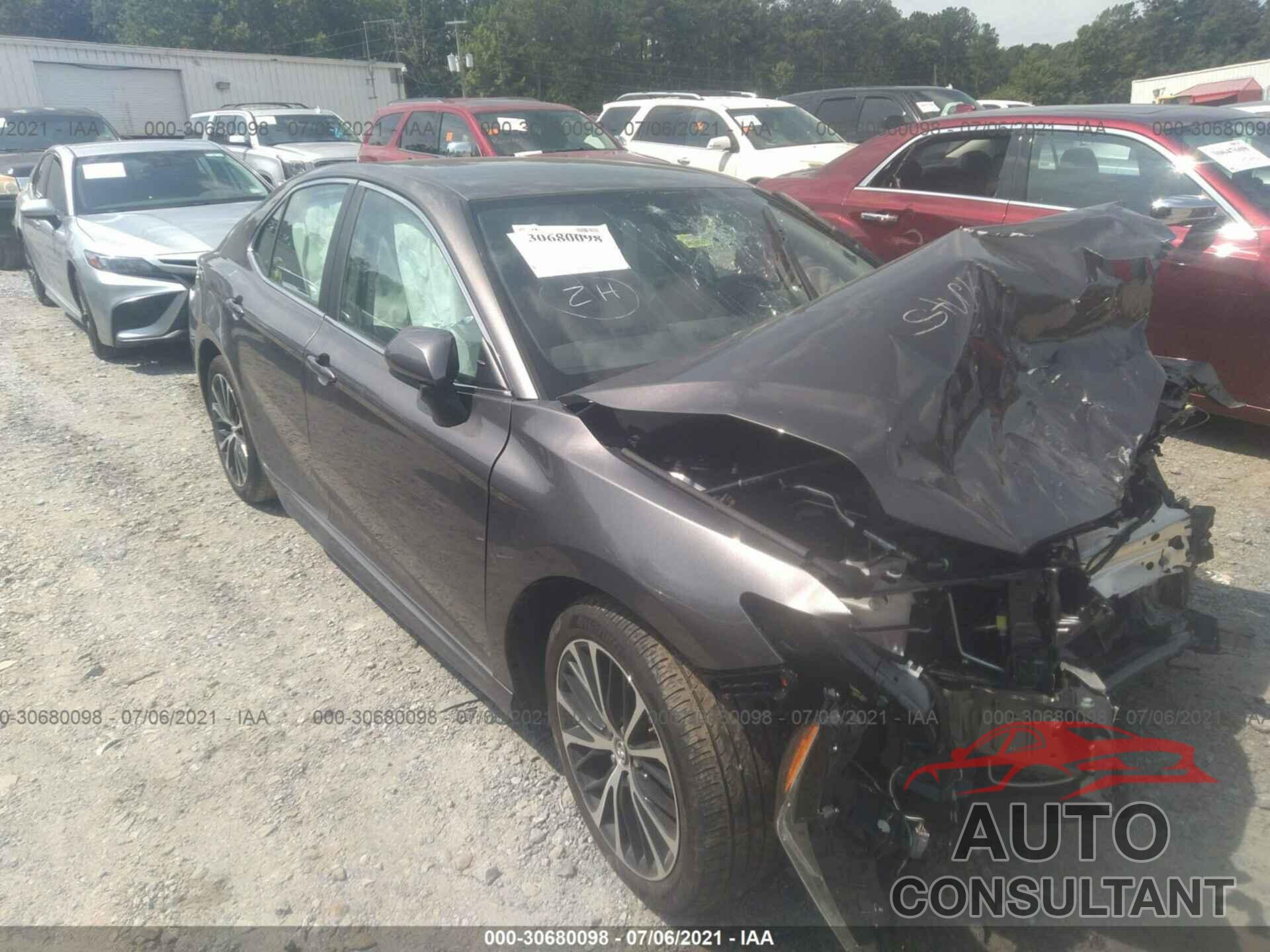 TOYOTA CAMRY 2020 - 4T1G11AK8LU908626