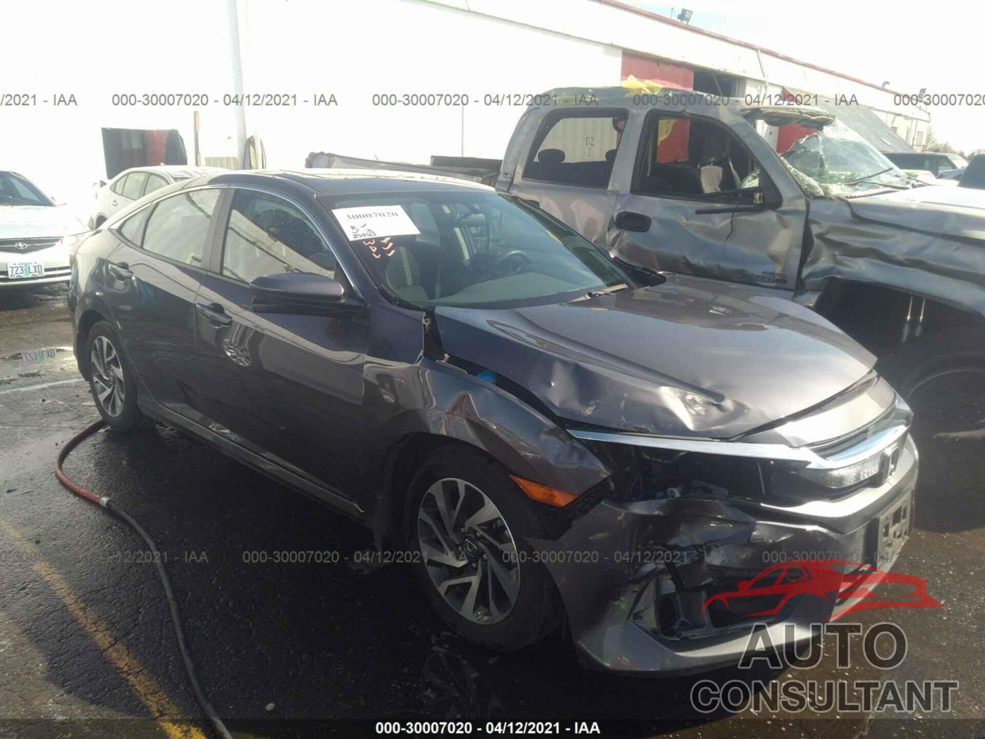 HONDA CIVIC SEDAN 2017 - 2HGFC2F70HH521357