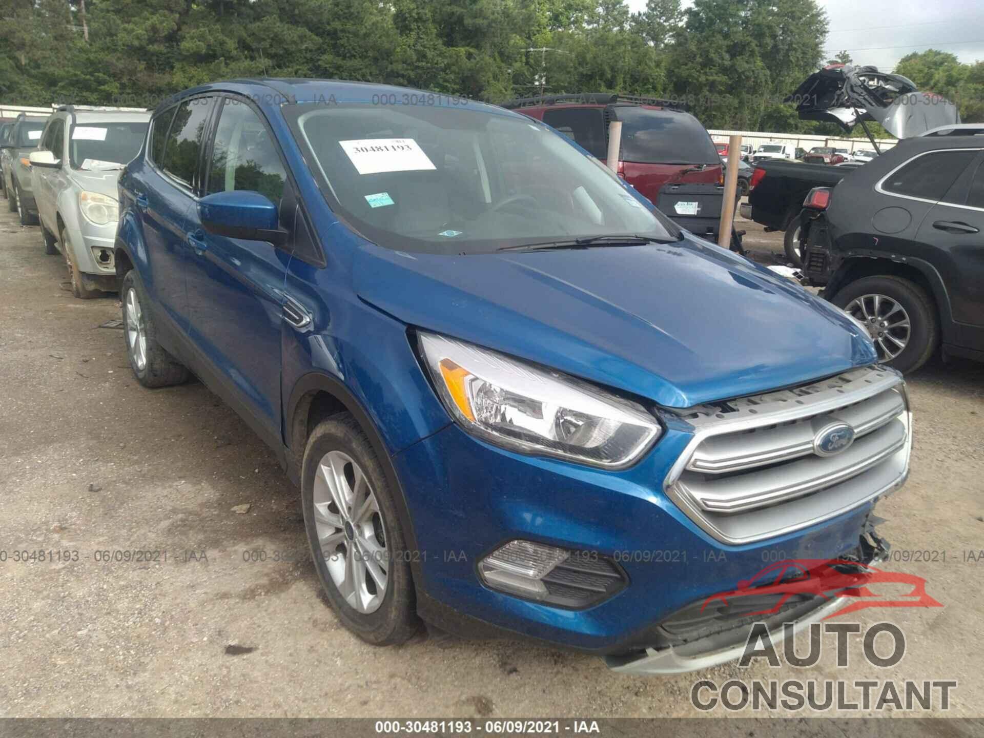 FORD ESCAPE 2017 - 1FMCU0G99HUE34794