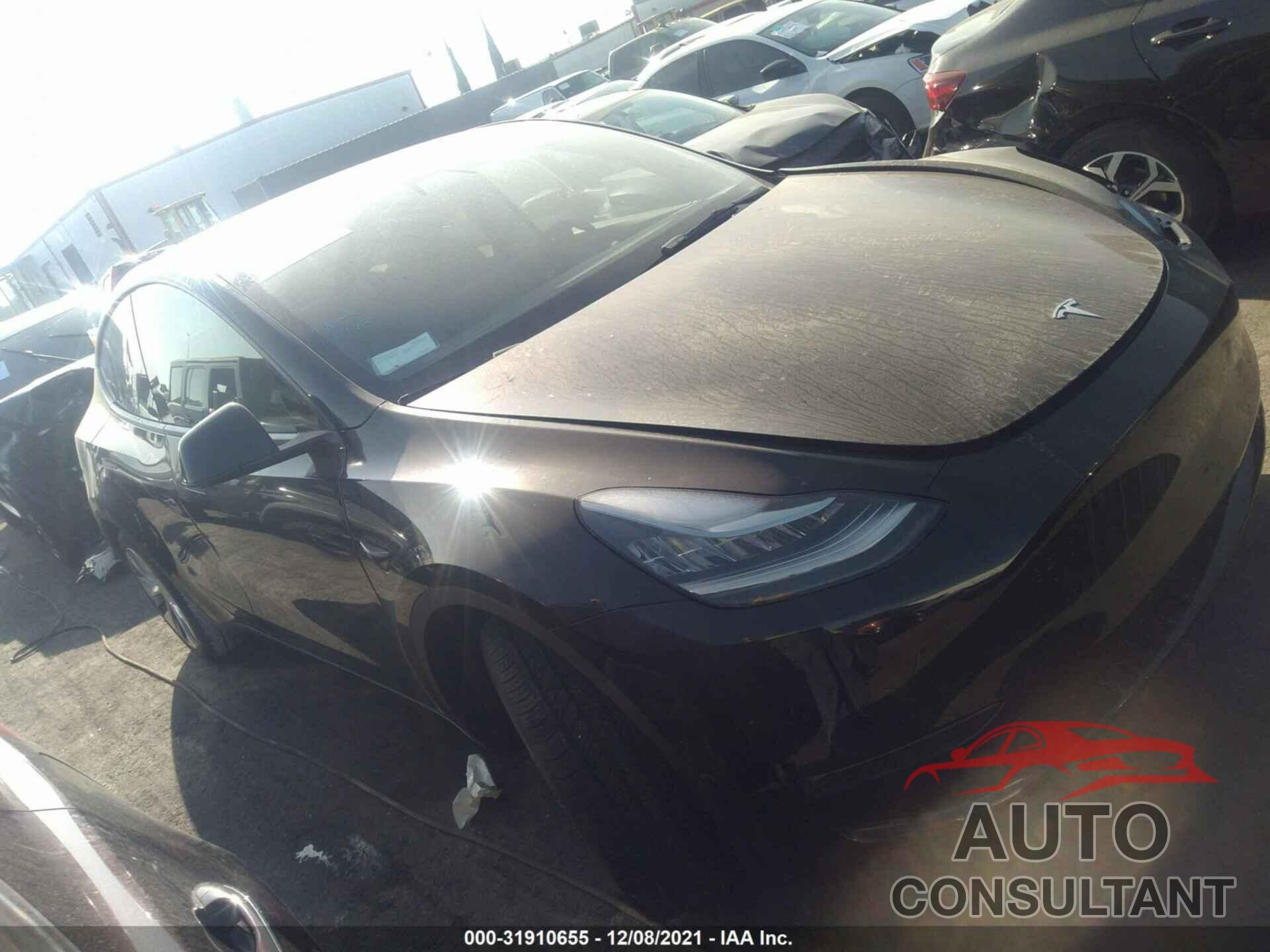 TESLA MODEL Y 2021 - 5YJYGDEE3MF270051