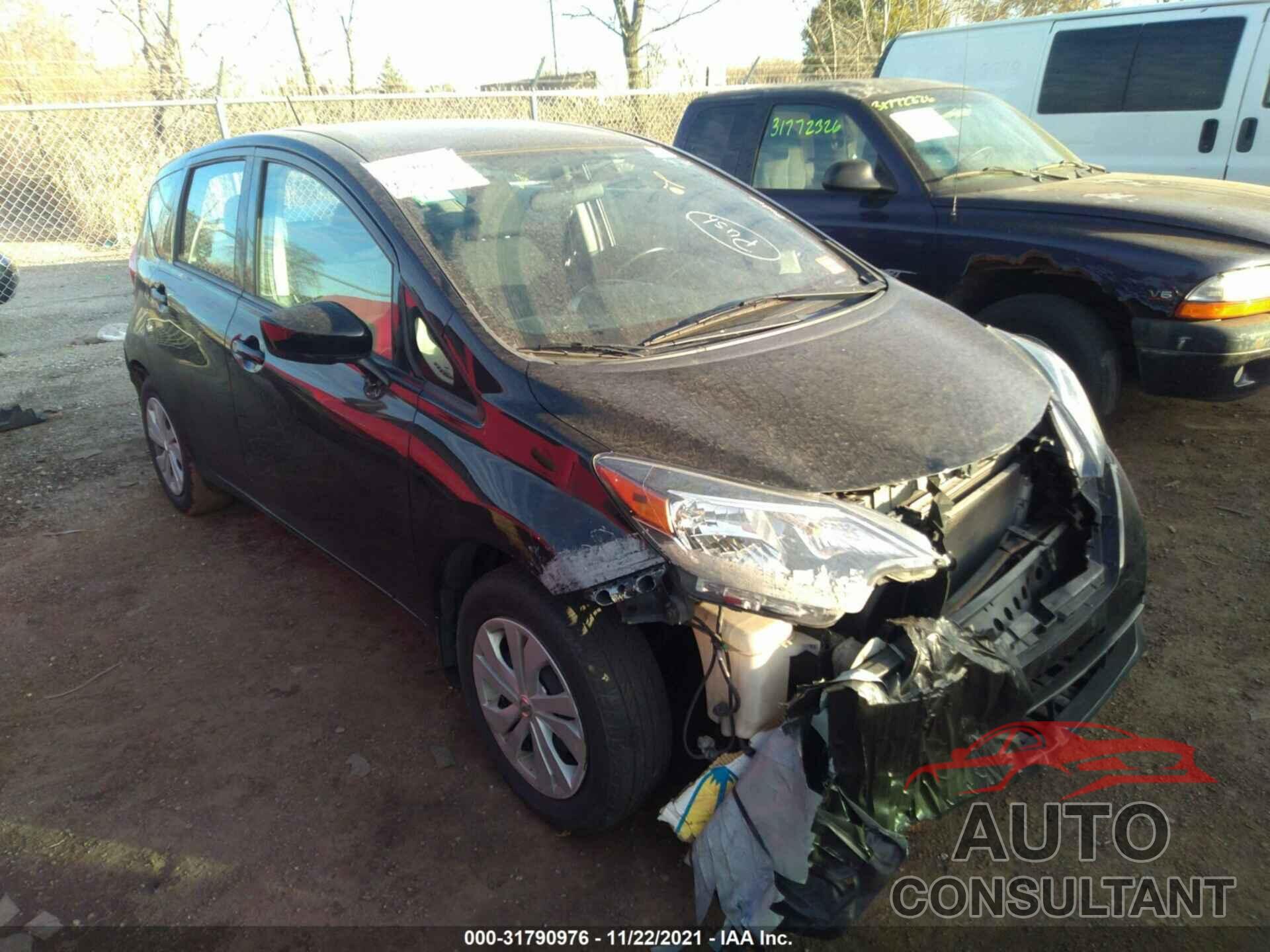 NISSAN VERSA NOTE 2018 - 3N1CE2CP2JL355763