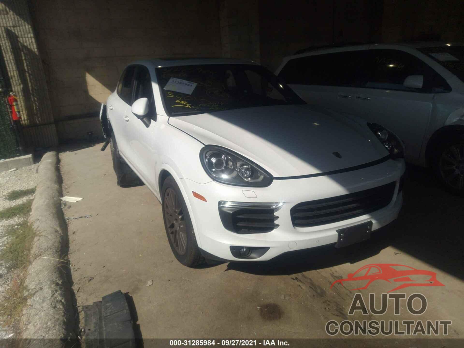 PORSCHE CAYENNE 2018 - WP1AA2A20JKA00369