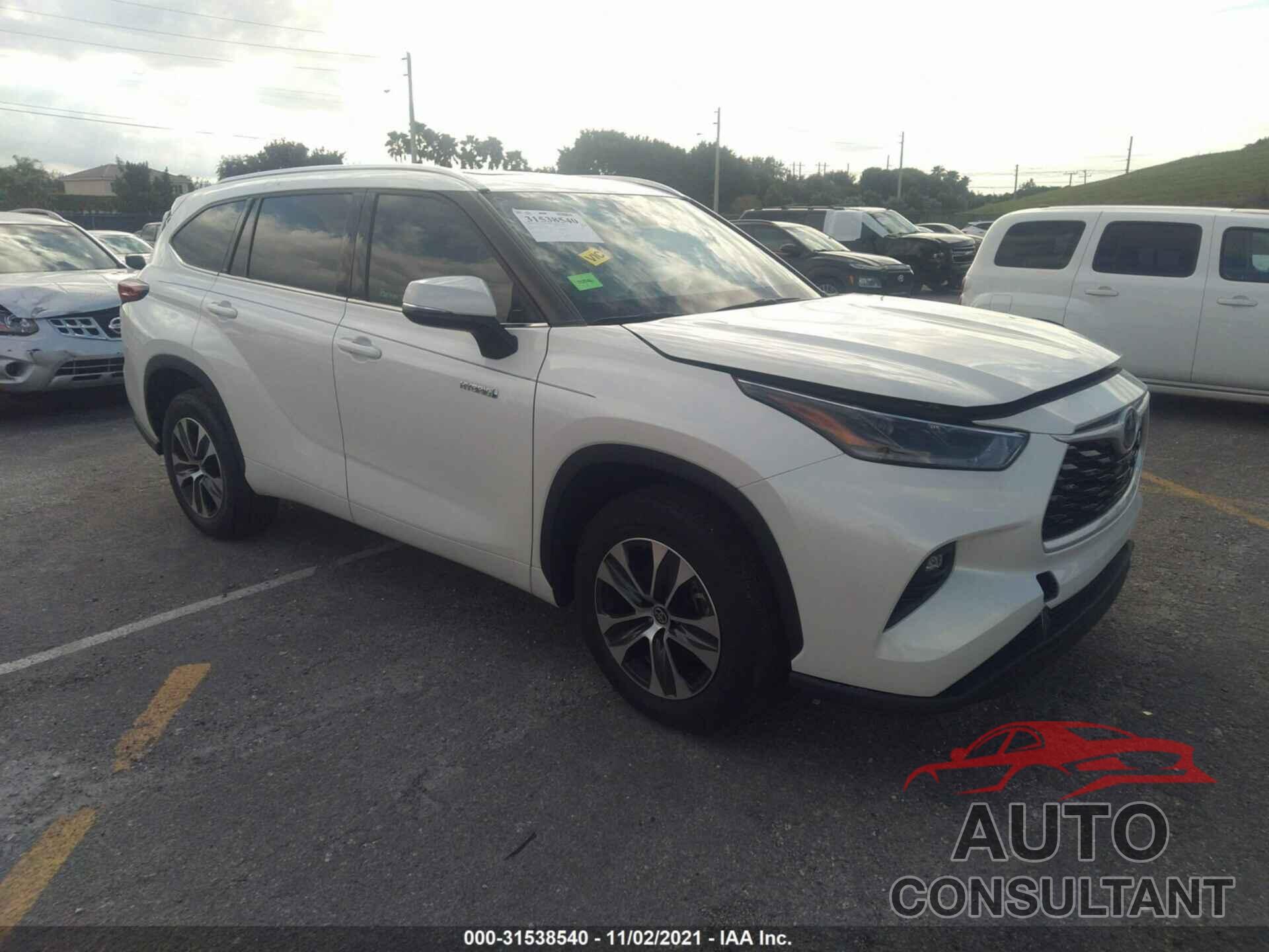 TOYOTA HIGHLANDER 2021 - 5TDGARAH5MS506334
