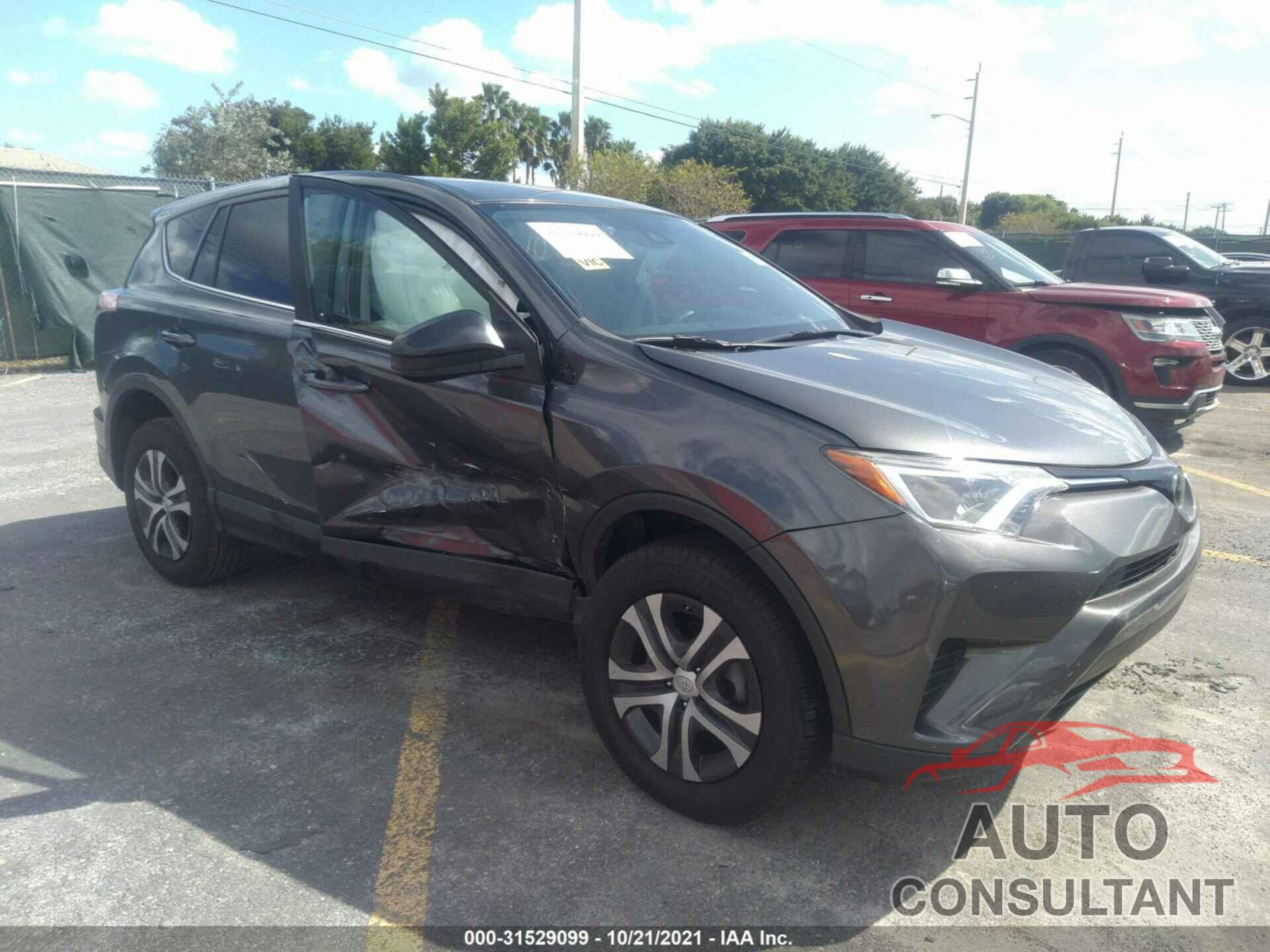 TOYOTA RAV4 2018 - 2T3ZFREV7JW454905