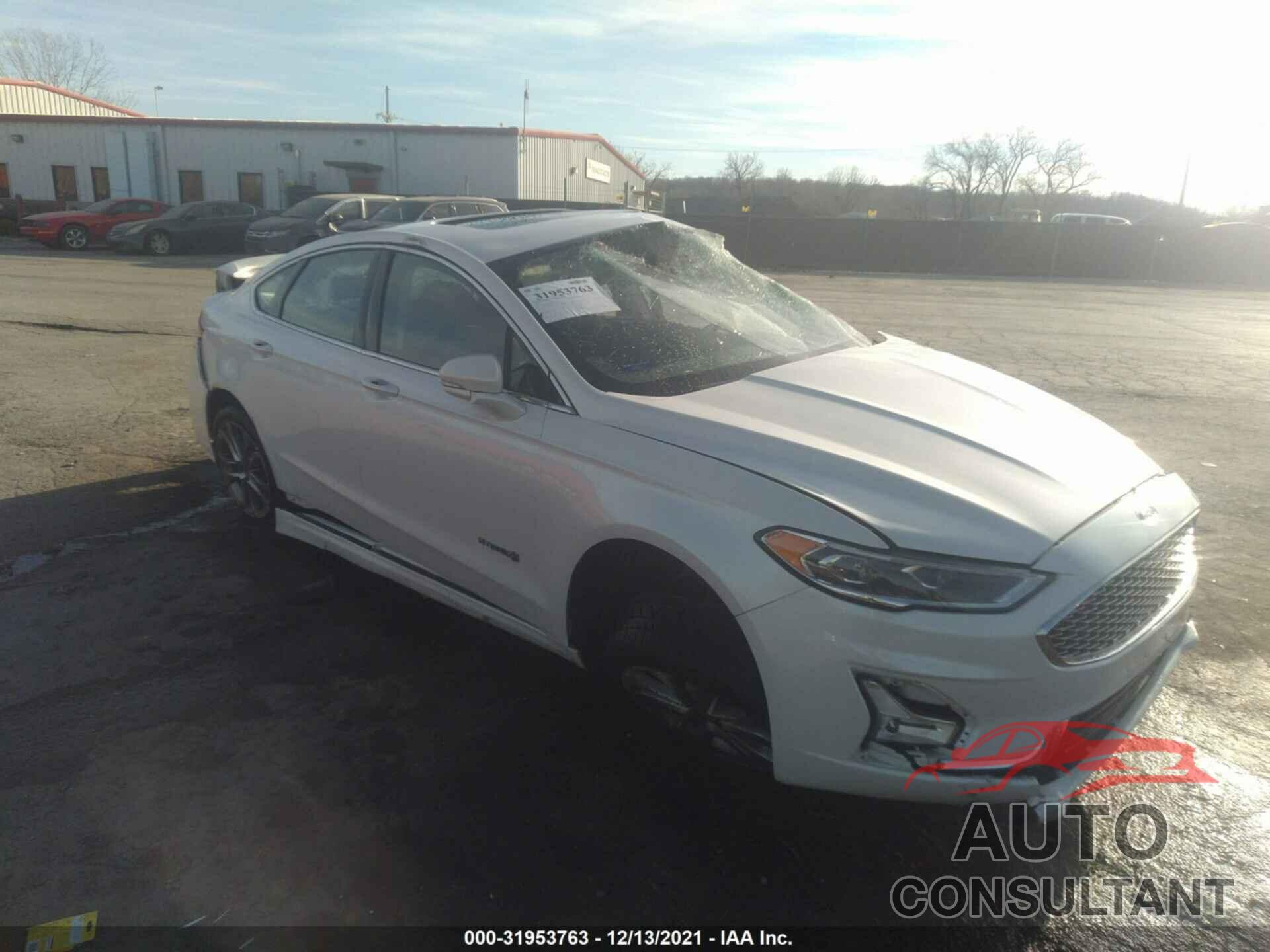 FORD FUSION HYBRID 2019 - 3FA6P0RU6KR144432