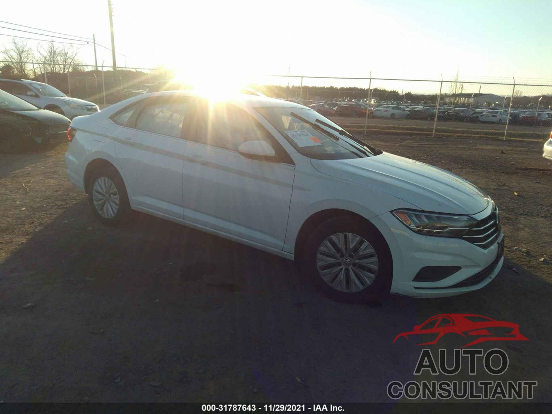 VOLKSWAGEN JETTA 2019 - 3VWN57BU1KM114893
