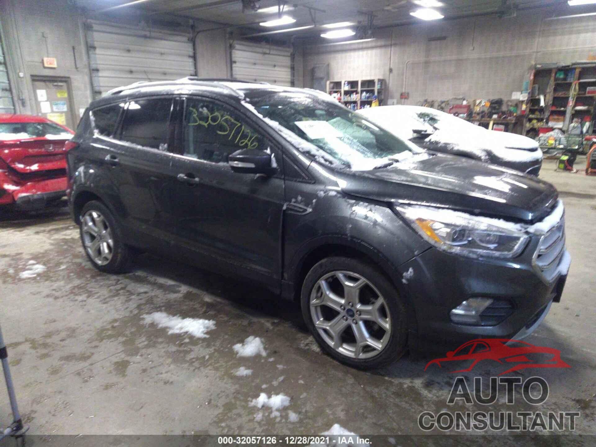 FORD ESCAPE 2019 - 1FMCU9J97KUA13712