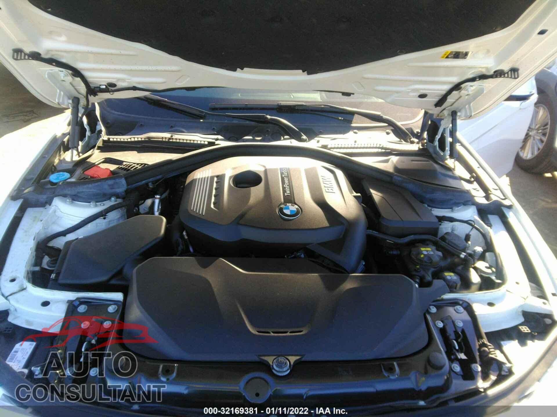 BMW 3 SERIES 2018 - WBA8B9C59JEE81492