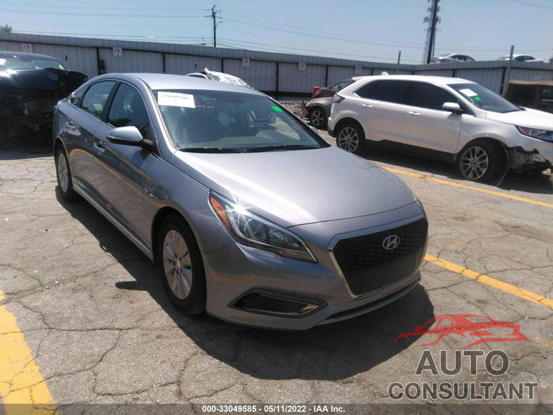 HYUNDAI SONATA HYBRID 2016 - KMHE24L17GA014702