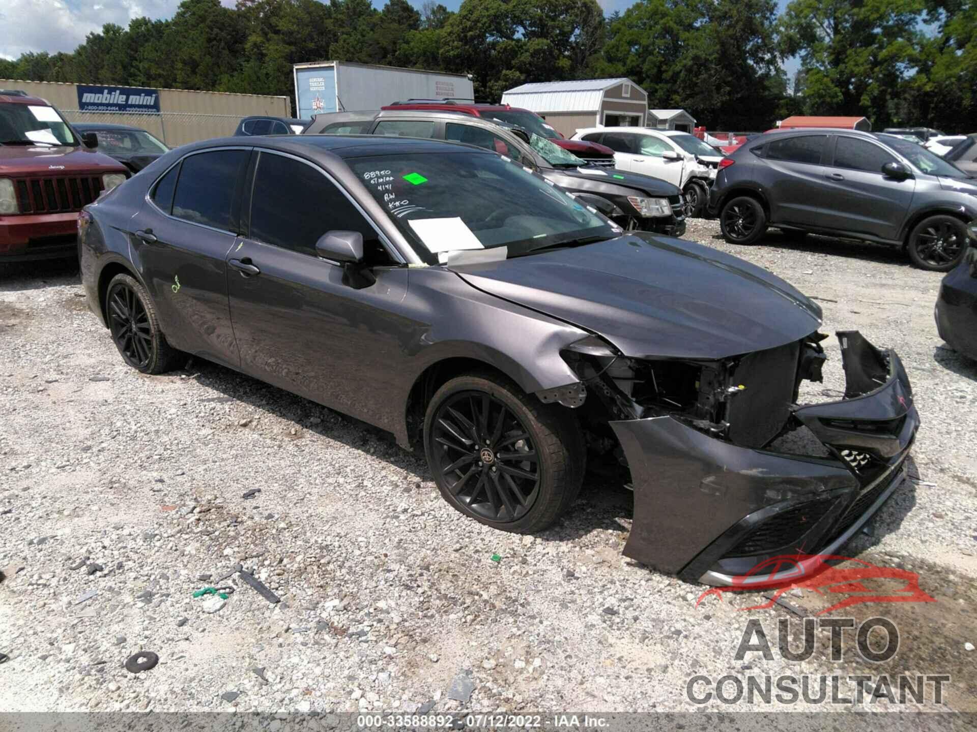 TOYOTA CAMRY 2021 - 4T1K61AK3MU484141