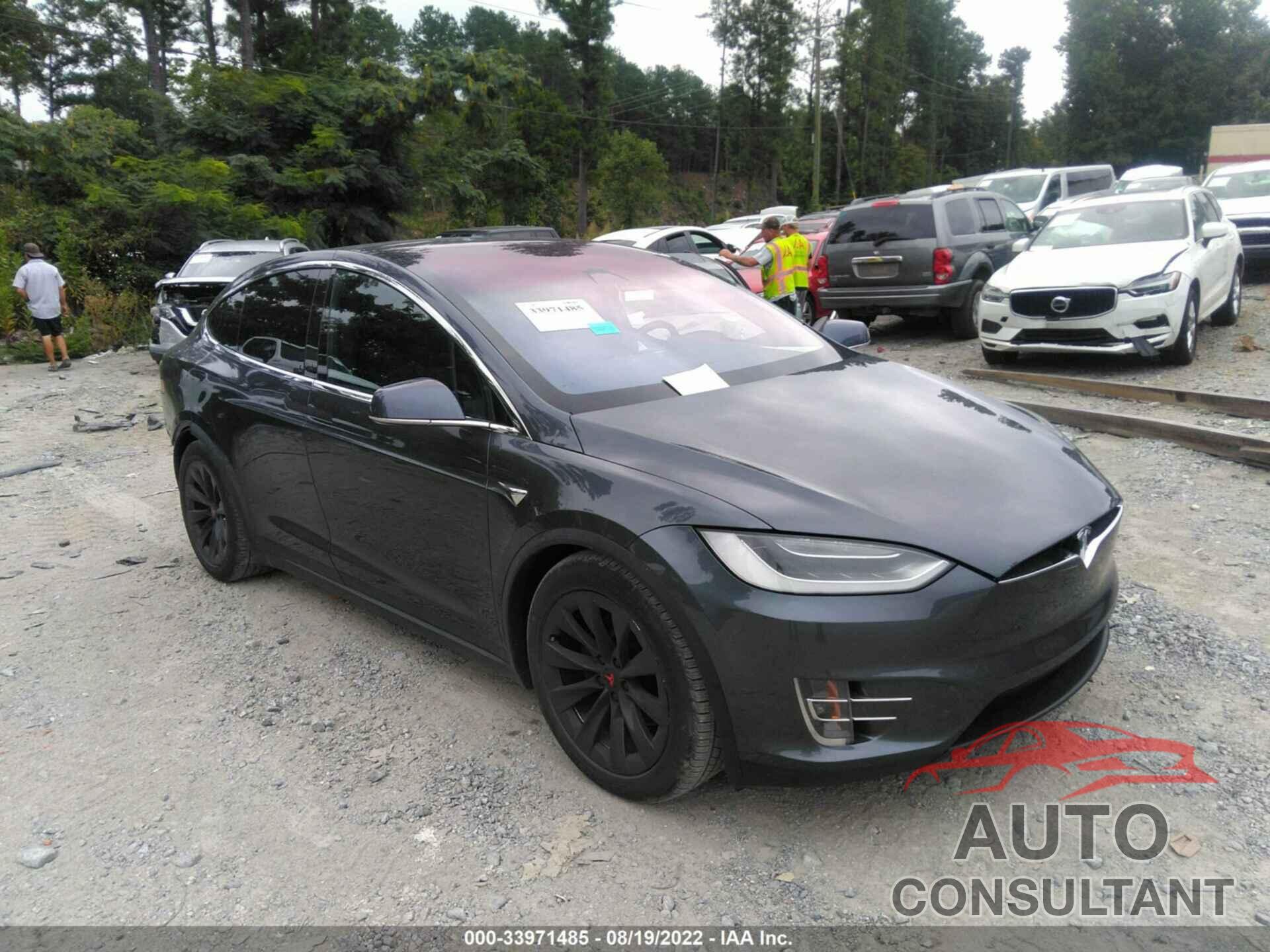 TESLA MODEL X 2017 - 5YJXCAE23HF060308