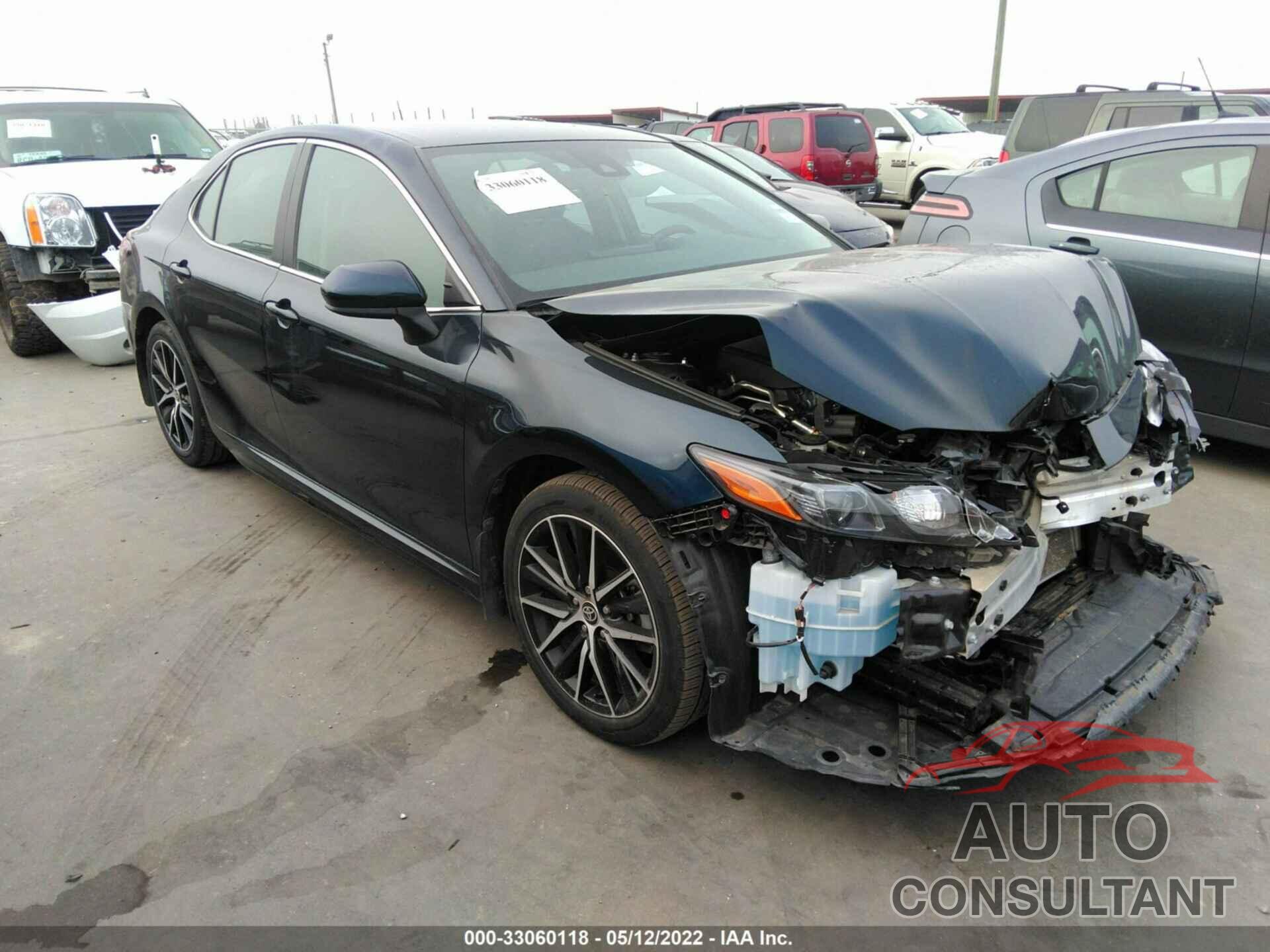 TOYOTA CAMRY 2021 - 4T1G11AK1MU547001