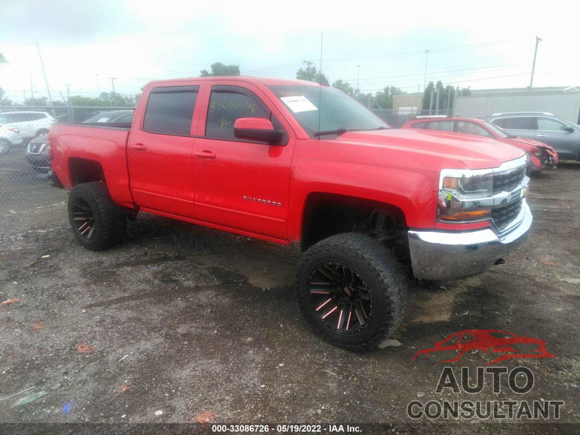 CHEVROLET SILVERADO 1500 2018 - 3GCUKREC8JG248304