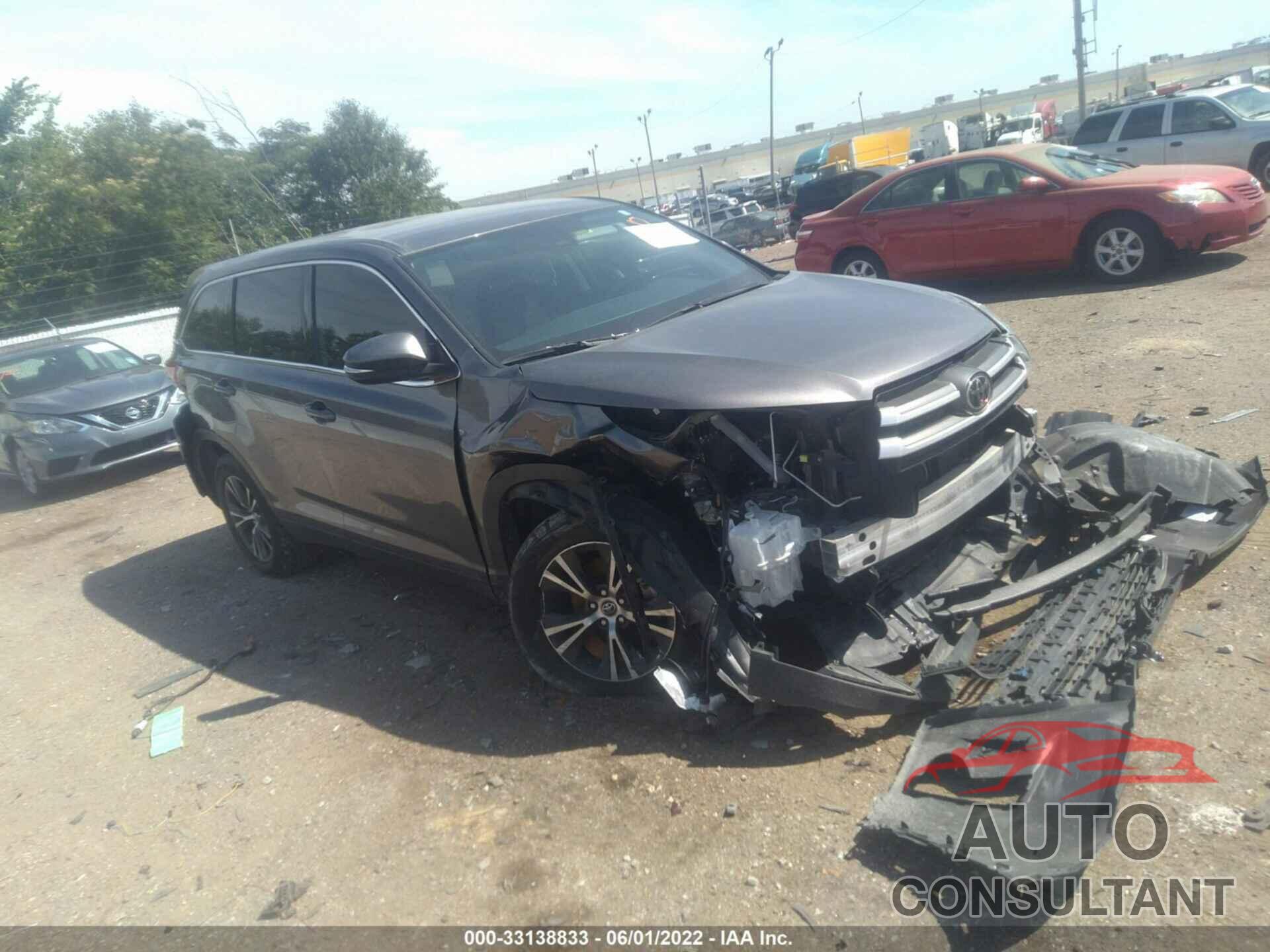 TOYOTA HIGHLANDER 2019 - 5TDZARFH1KS056454