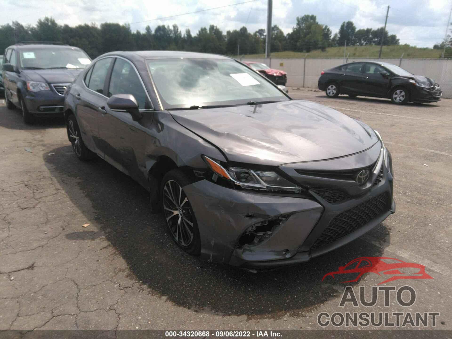 TOYOTA CAMRY 2019 - 4T1B11HK8KU244858