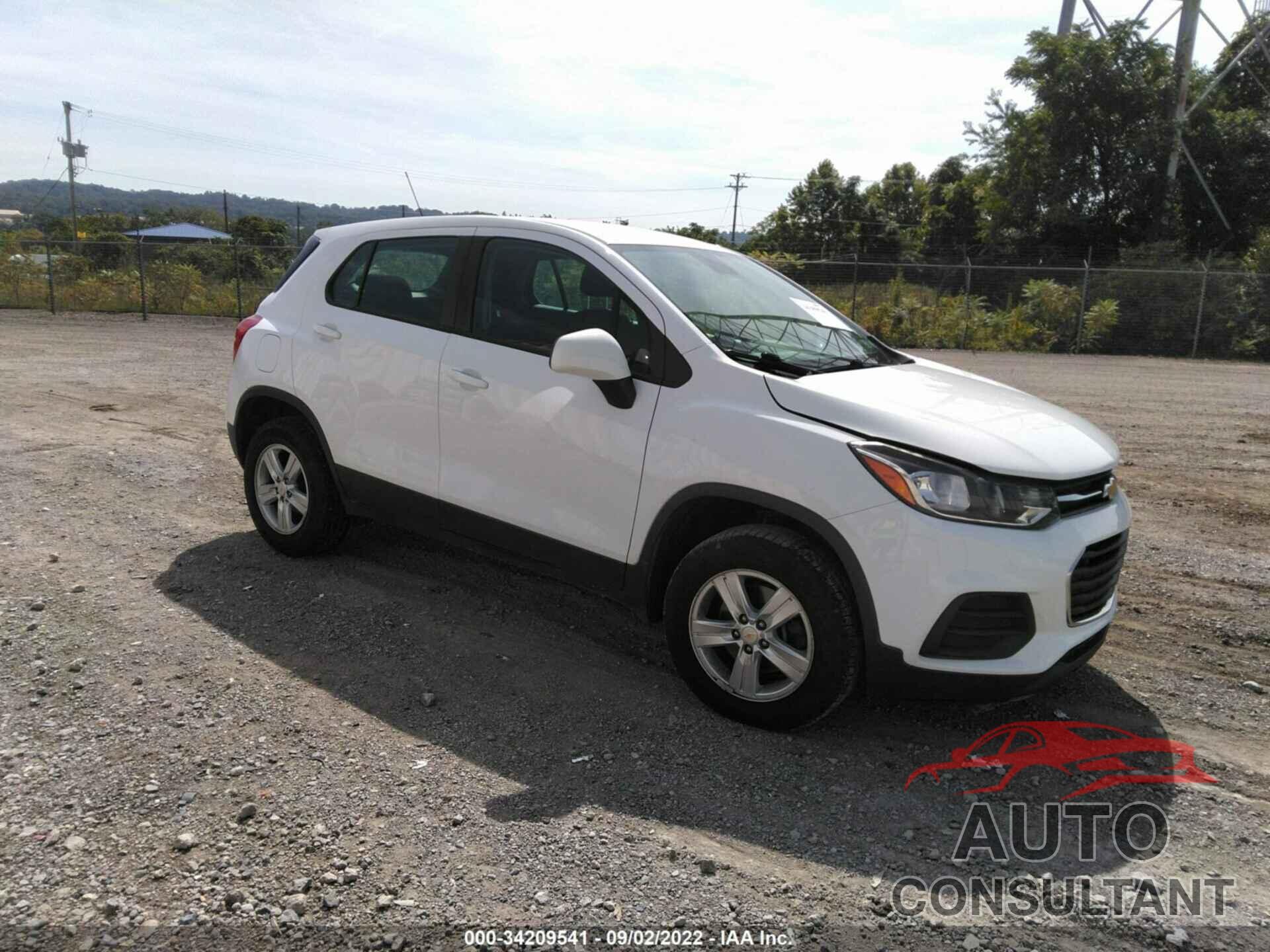 CHEVROLET TRAX 2017 - 3GNCJNSB5HL194021