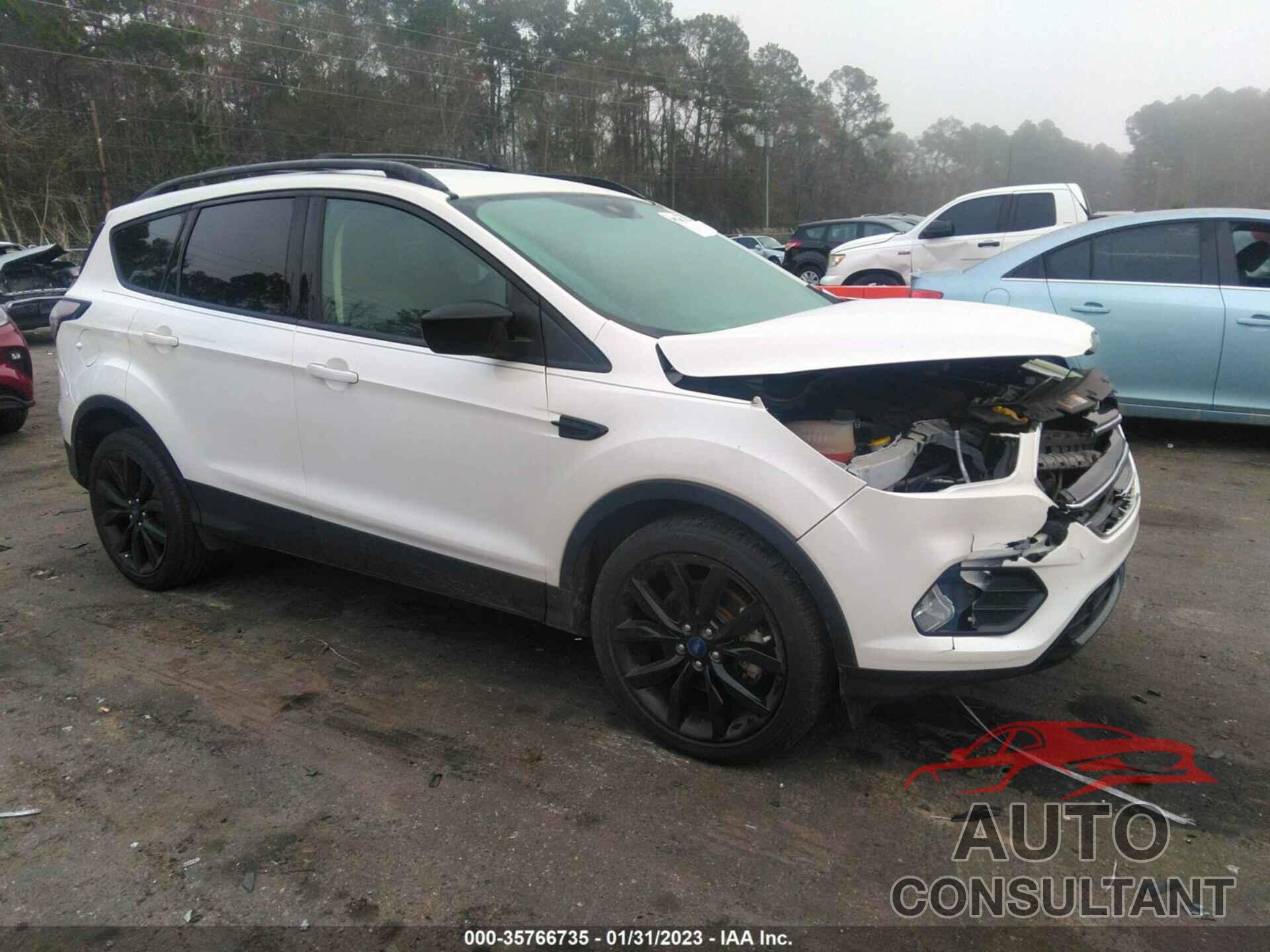 FORD ESCAPE 2017 - 1FMCU0G91HUE30609