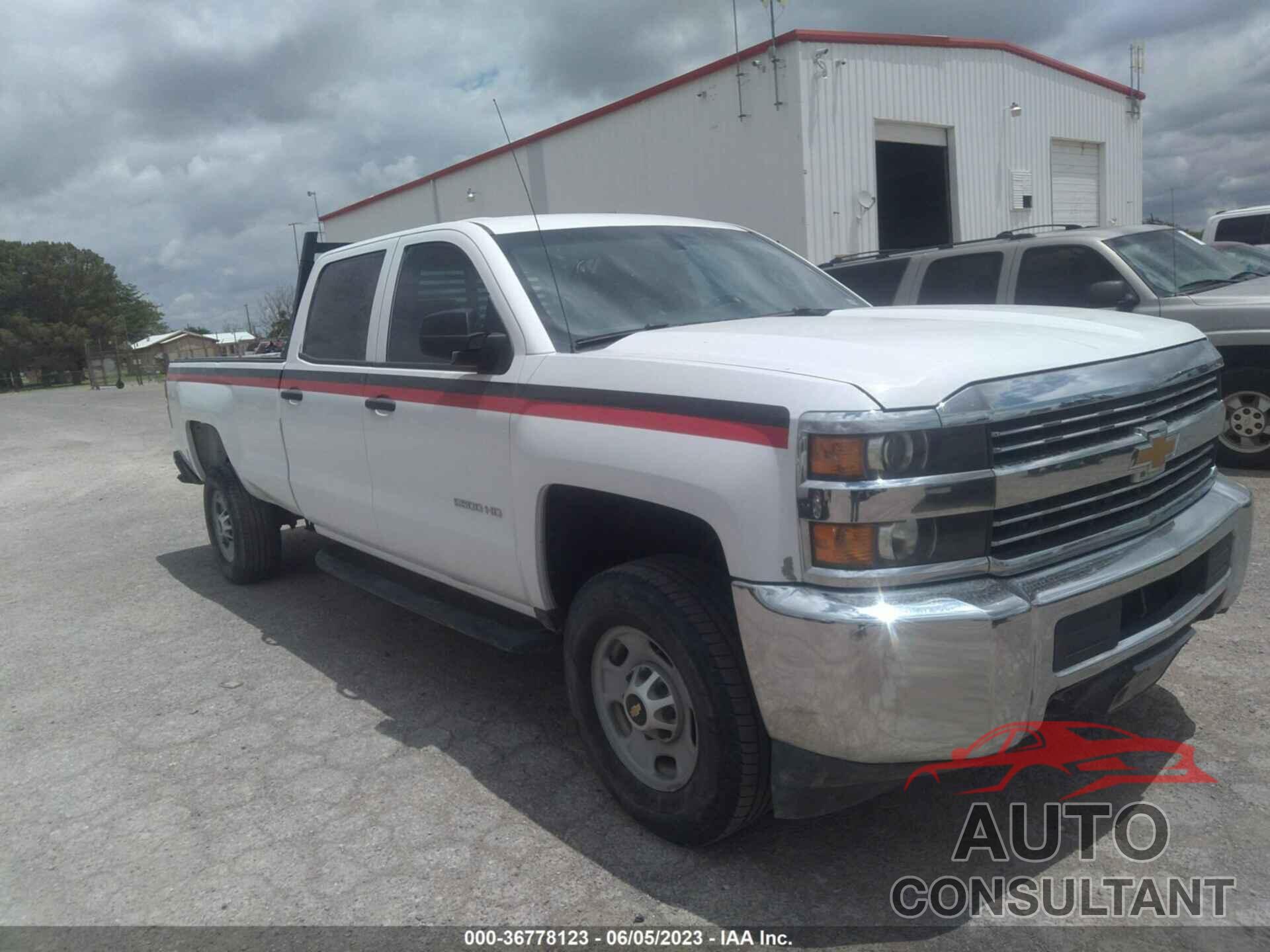 CHEVROLET SILVERADO 2500HD 2015 - 1GC1KUEG2FF504793