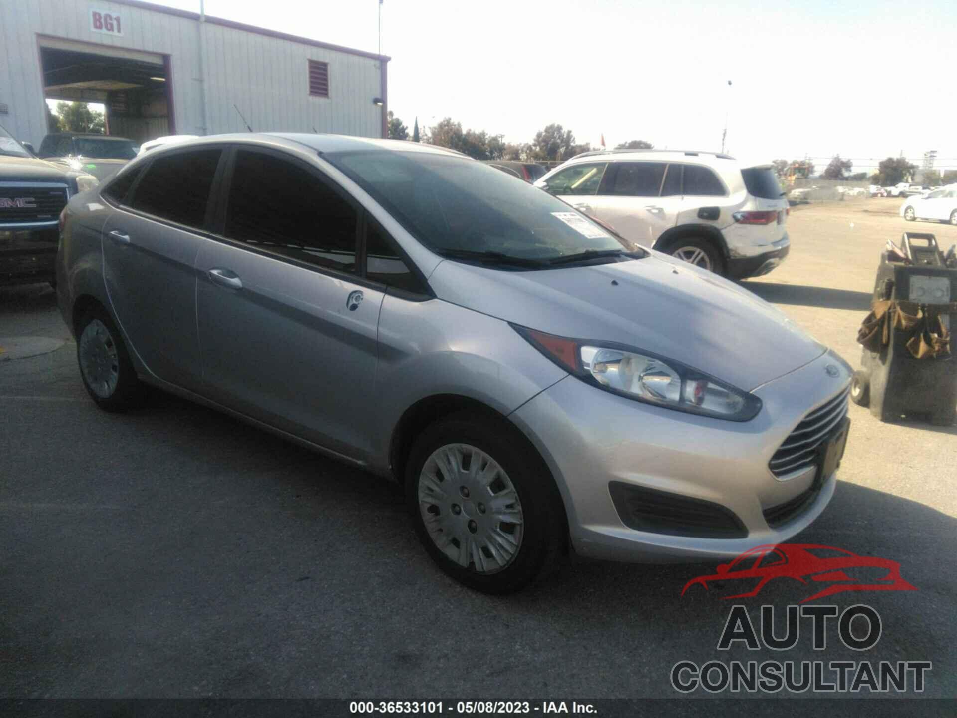 FORD FIESTA 2015 - 3FADP4AJ7FM204057