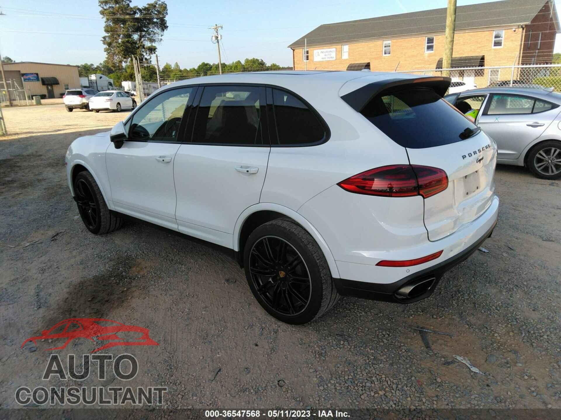 PORSCHE CAYENNE 2017 - WP1AA2A27HKA90968