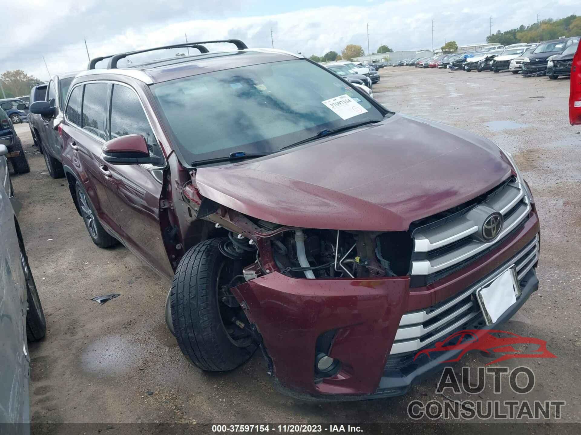 TOYOTA HIGHLANDER 2017 - 5TDKZRFH0HS232221
