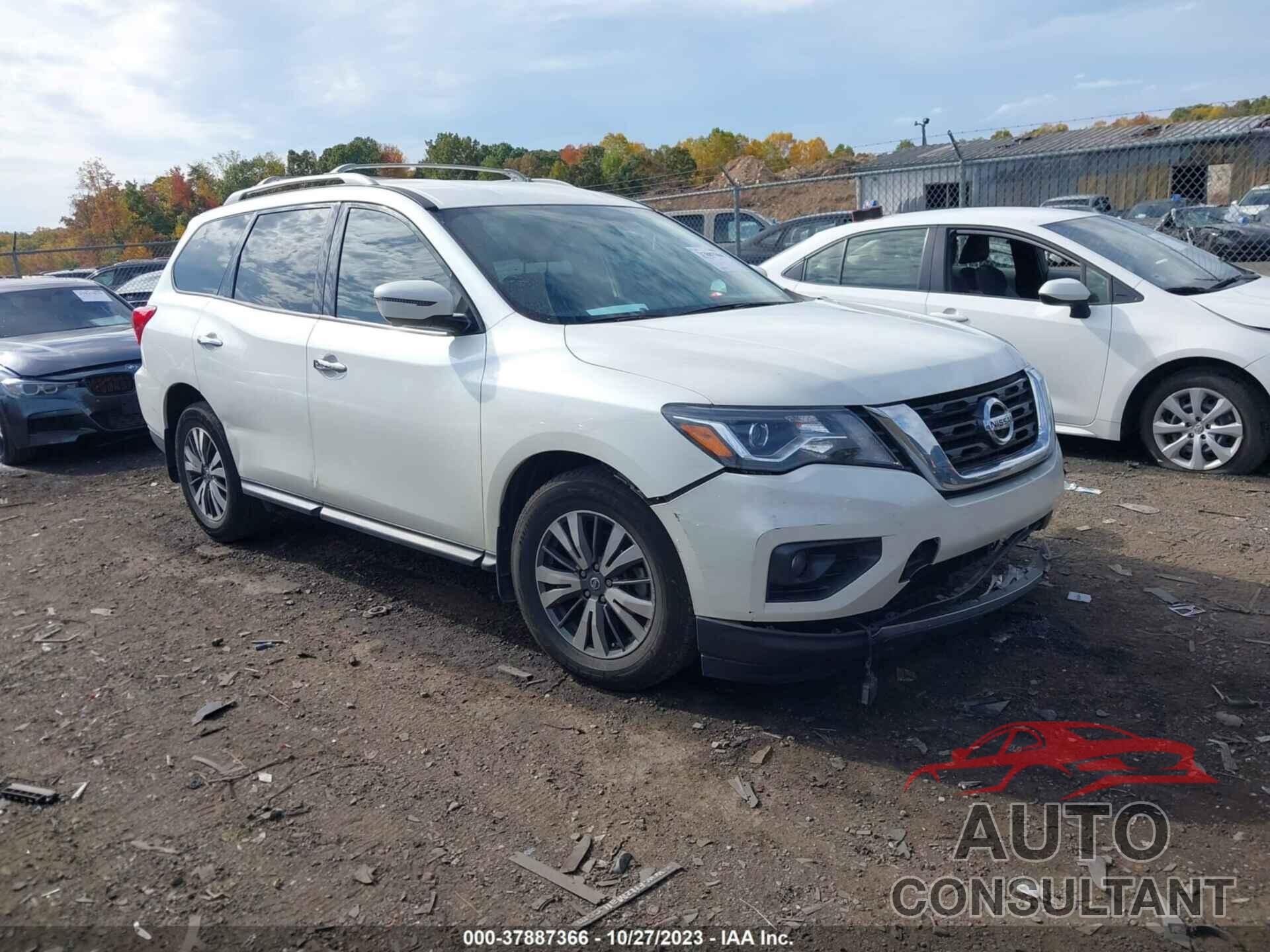 NISSAN PATHFINDER 2018 - 5N1DR2MN8JC626416