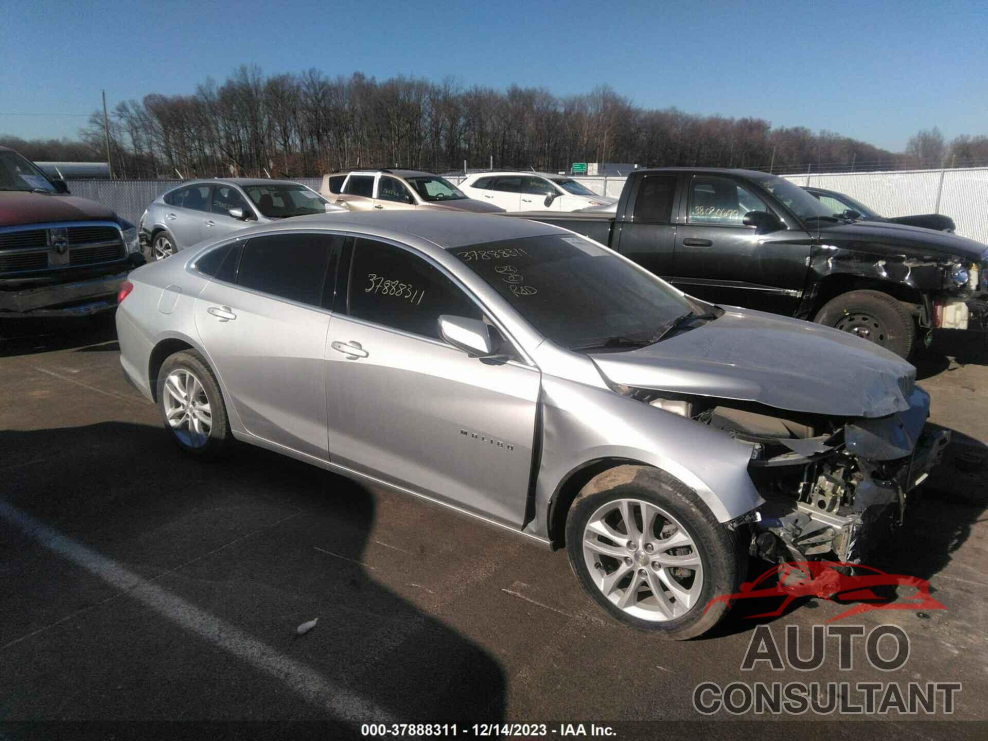 CHEVROLET MALIBU 2017 - 1G1ZE5ST1HF132960