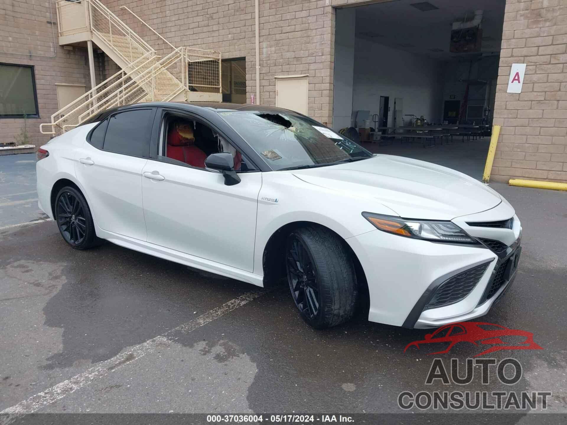 TOYOTA CAMRY 2021 - 4T1K31AK2MU021366