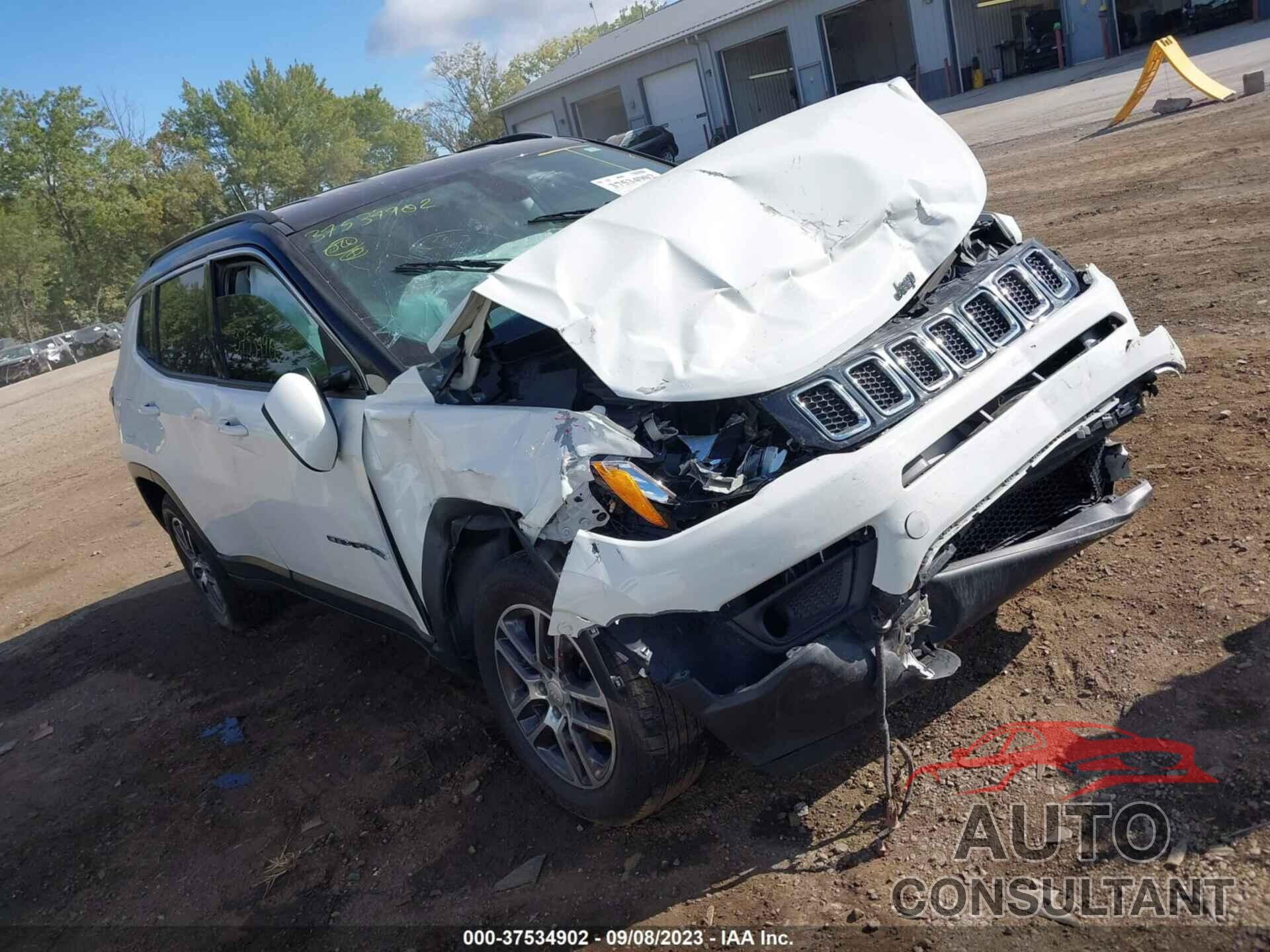 JEEP COMPASS 2018 - 3C4NJDBB8JT179045